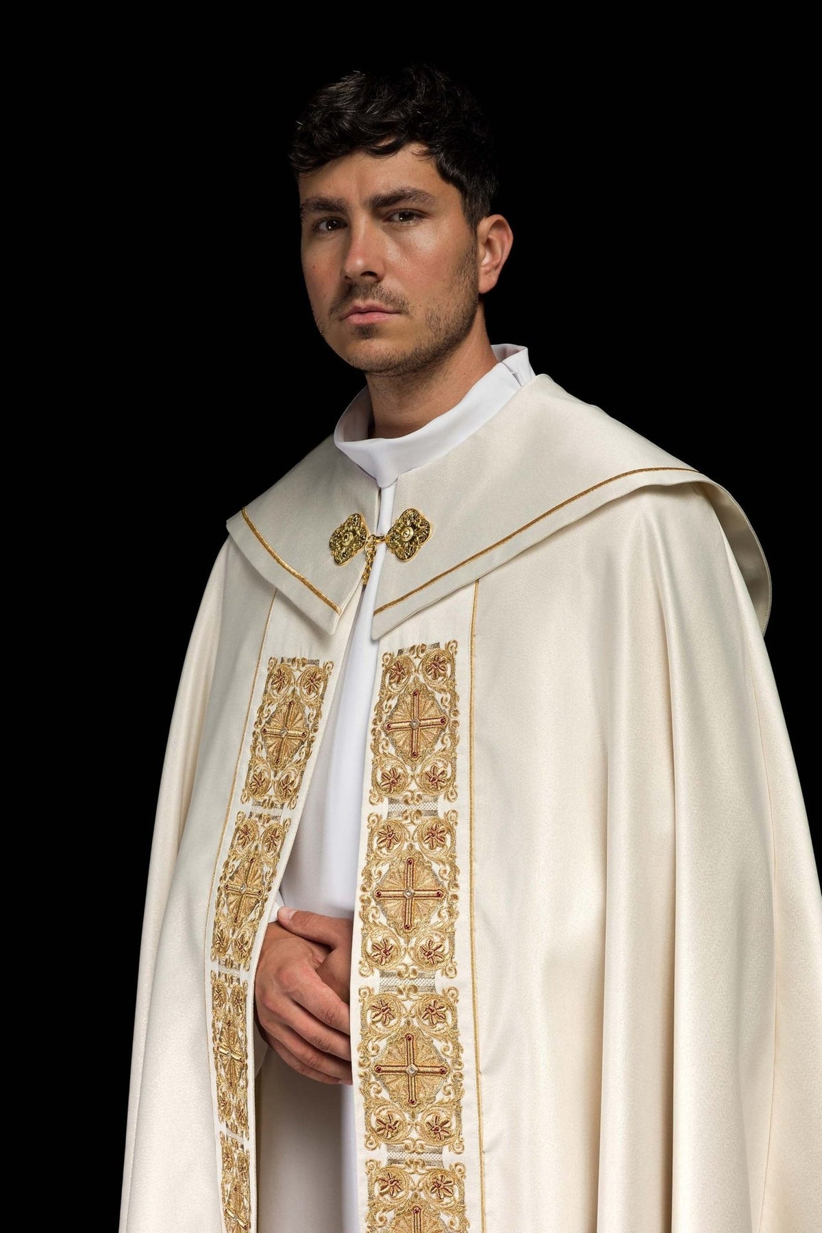 Kapa liturgiczna z bogato zdobionym pasem 150 cm
