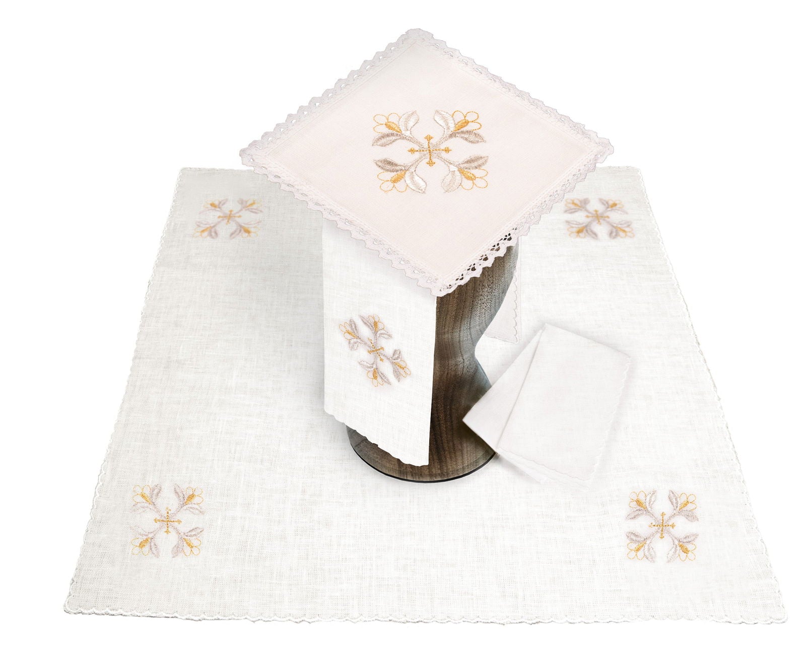 Servizio da messa in lino con ricamo eucaristico