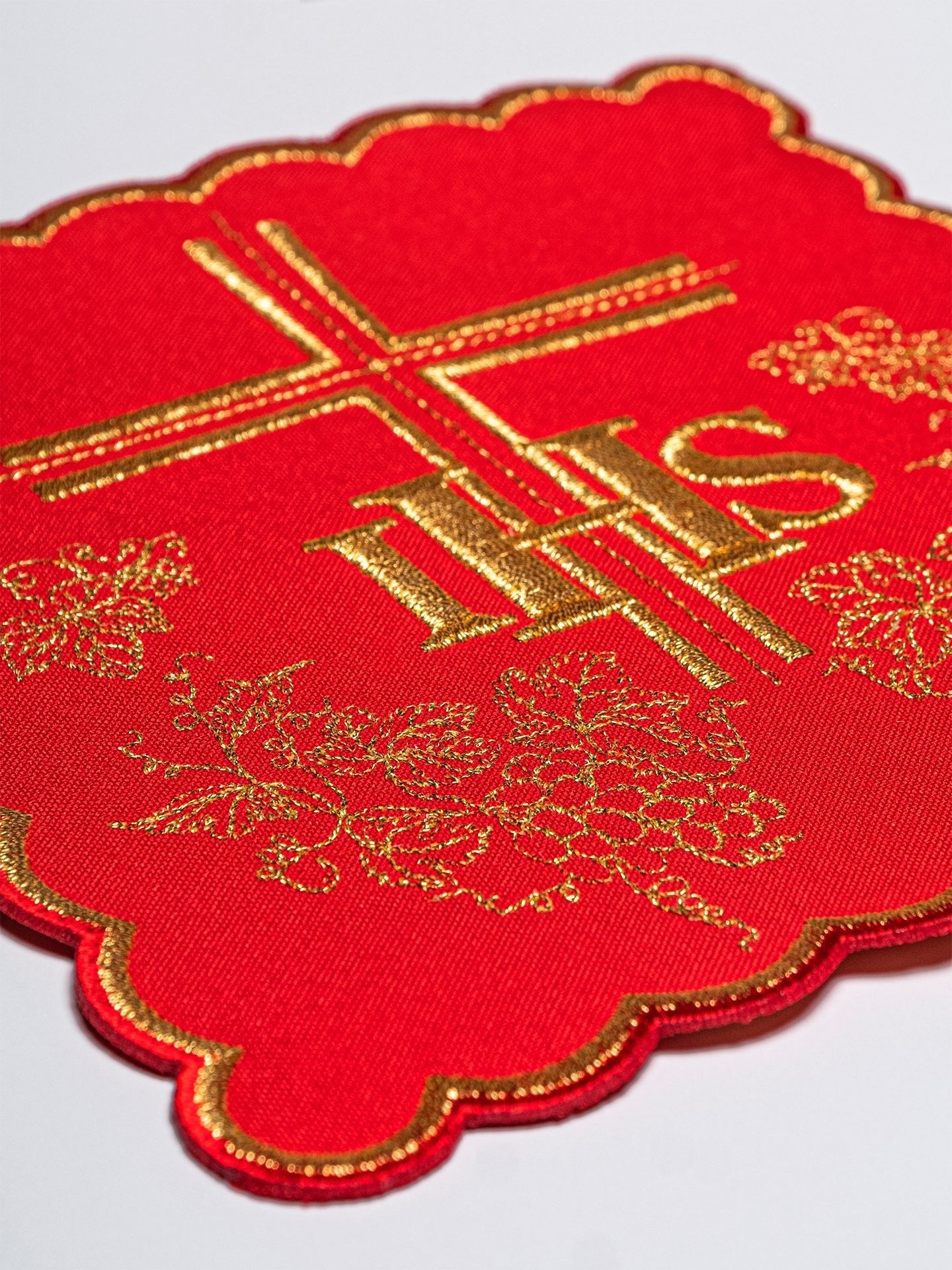 Servizio da Messa ricamato rossa IHS KK/156/02 - PERILPRETE.IT