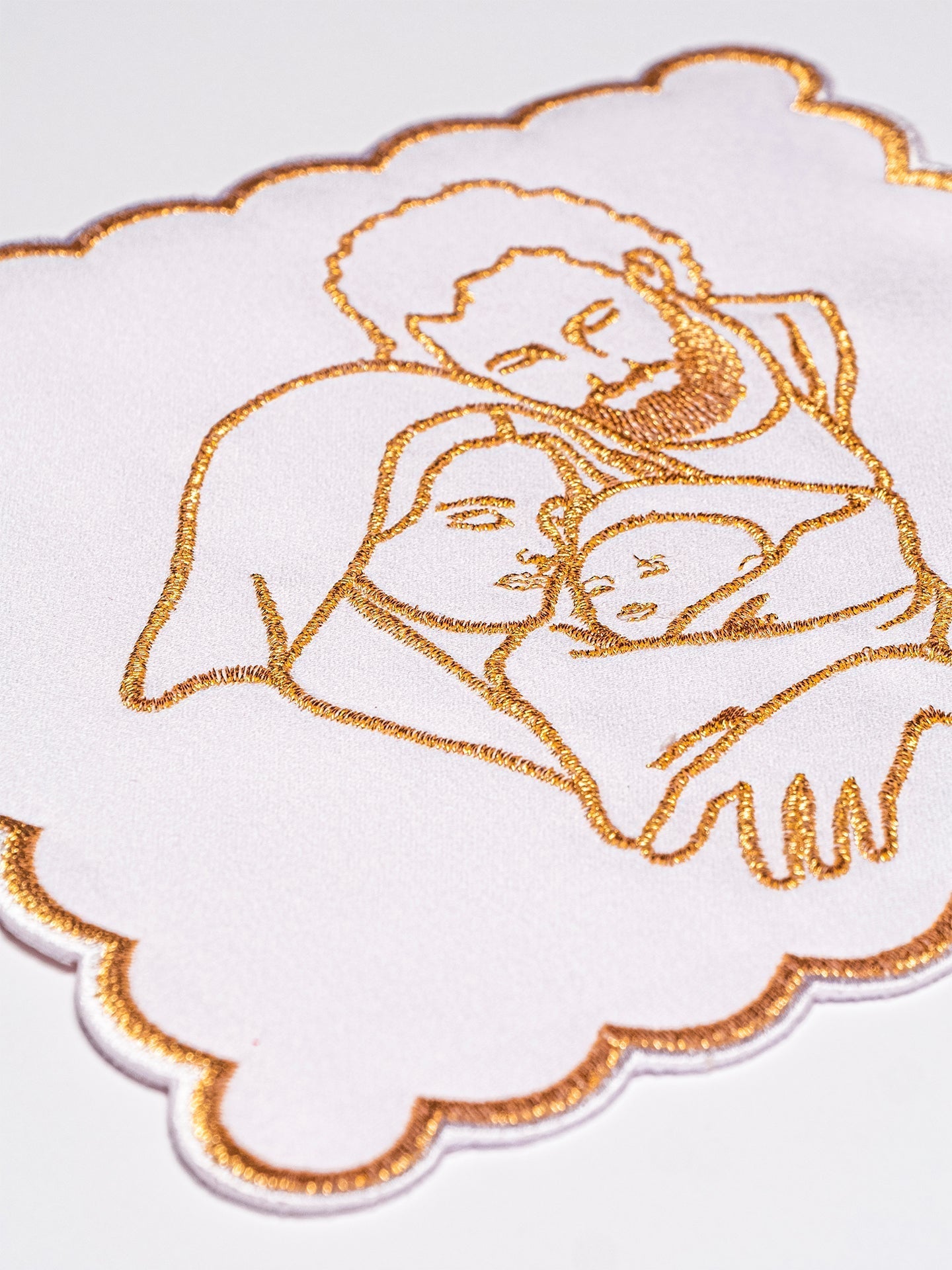 Servizio Messa ricamo Sacra Famiglia KK/120 - PERILPRETE.IT