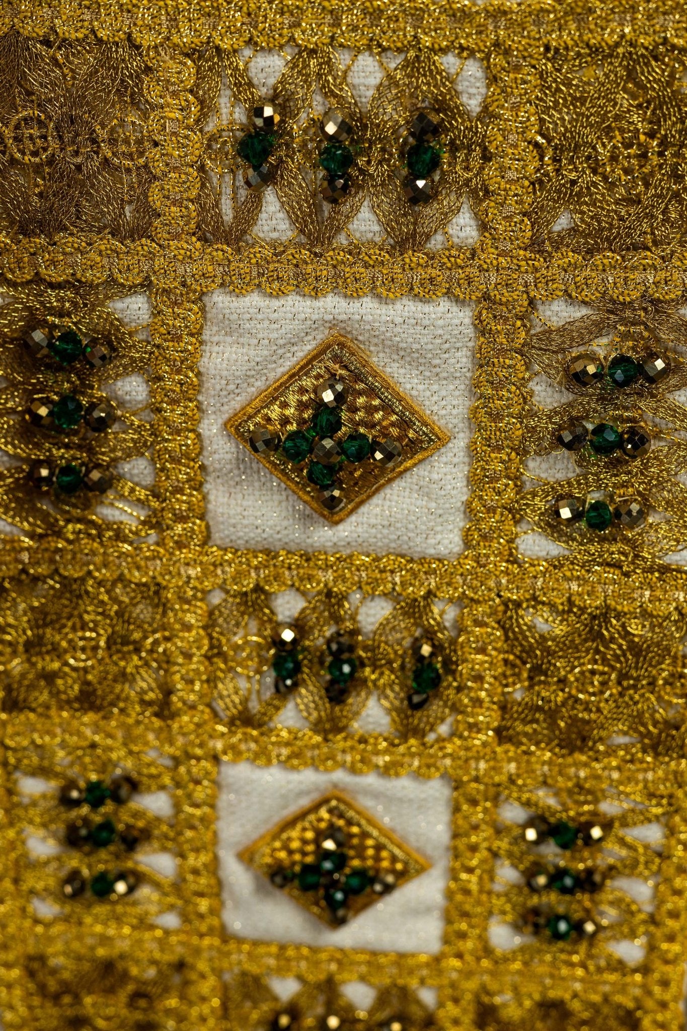 Stola fatta a mano con pietre naturali Handmade 2013 HM/2013/05/71 - PERILPRETE.IT