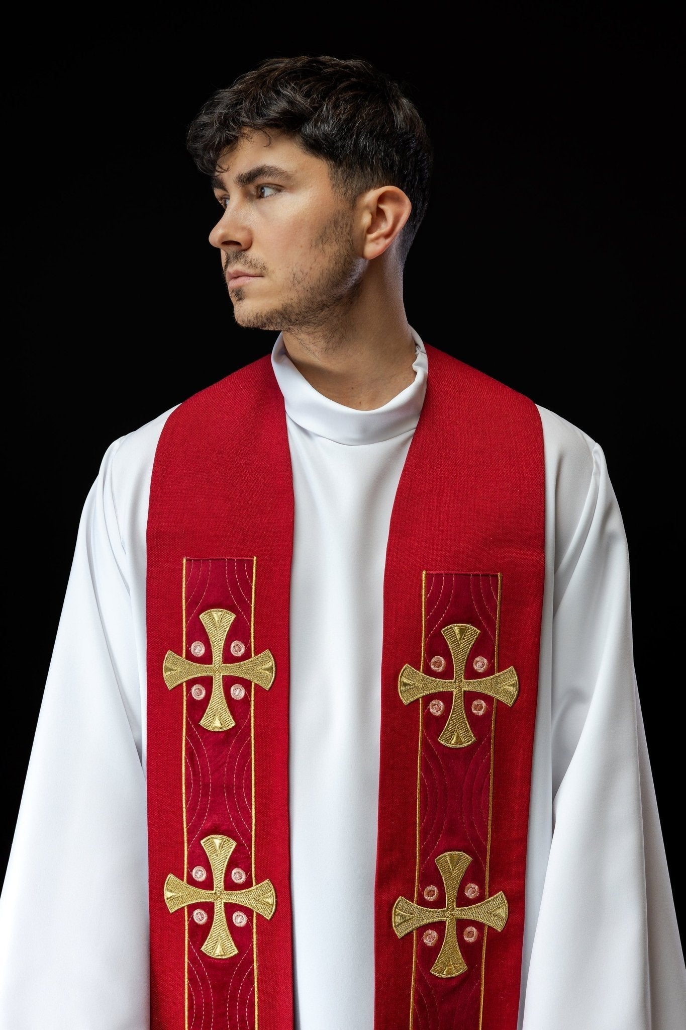 Stola ricamata con croci rosse S - 2068 - 02 - 70 - PERILPRETE.IT