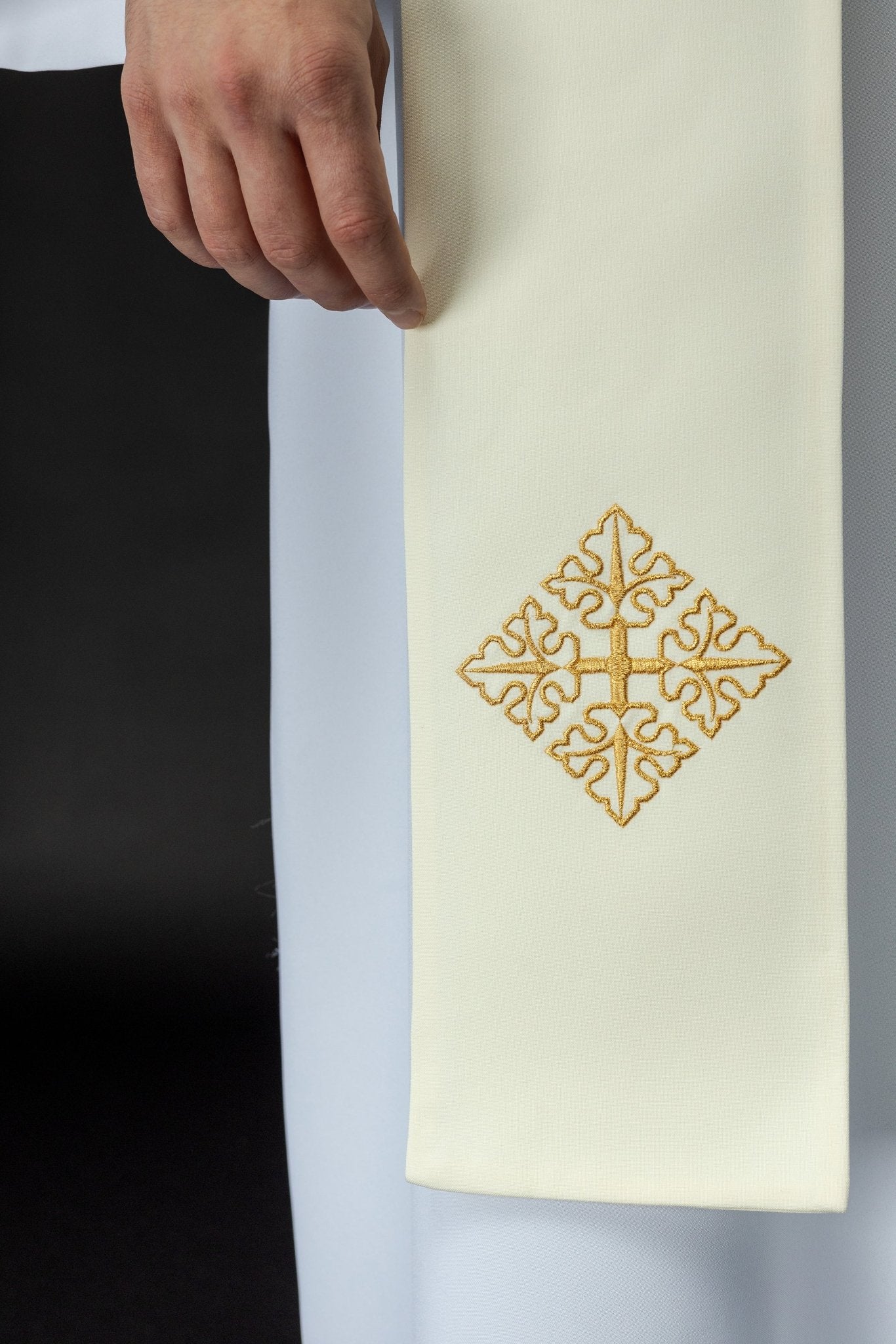 Stola ricamata con l'immagine della Sacra Famiglia per Natale KZS2/260/05/01 ECRU - PERILPRETE.IT