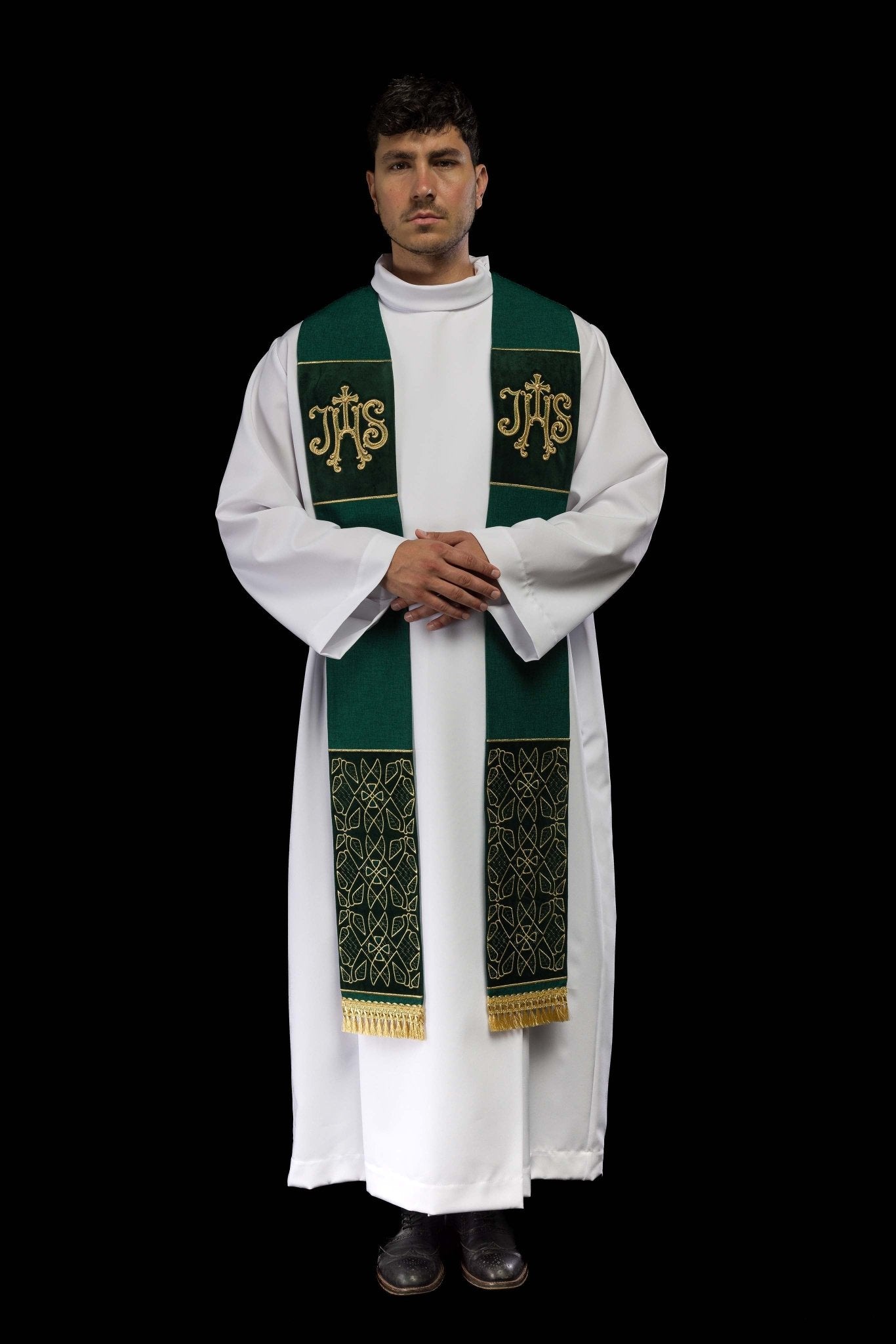 Stola ricamata in velluto con motivo IHS verde S-2055-01-70 - PERILPRETE.IT