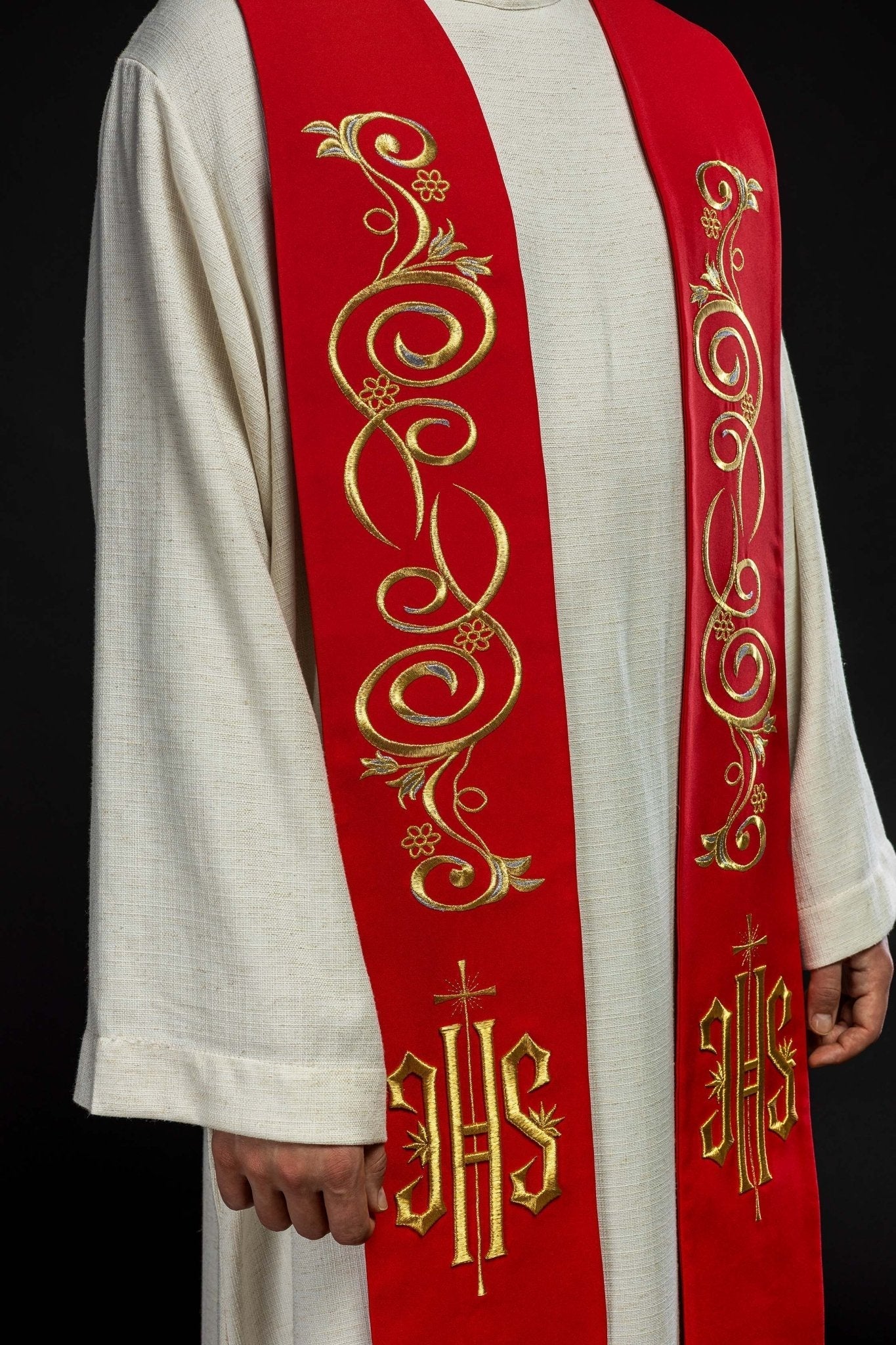 Stola sacerdotale ricamata IHS rossa KST/031/02/01 CZERWONY - PERILPRETE.IT