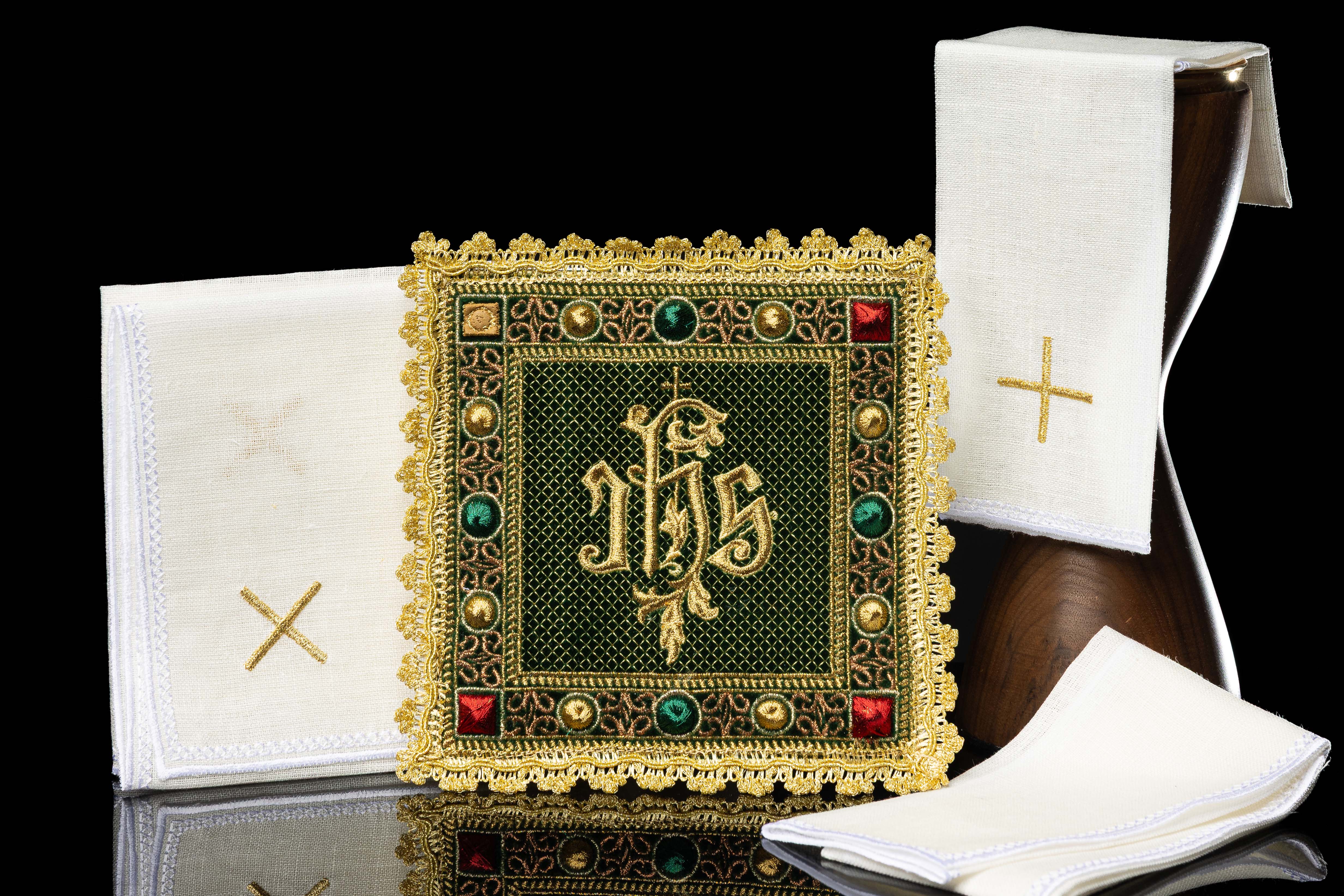 Anno liturgico – suddivisione e simbologia dei periodi - PERILPRETE.IT