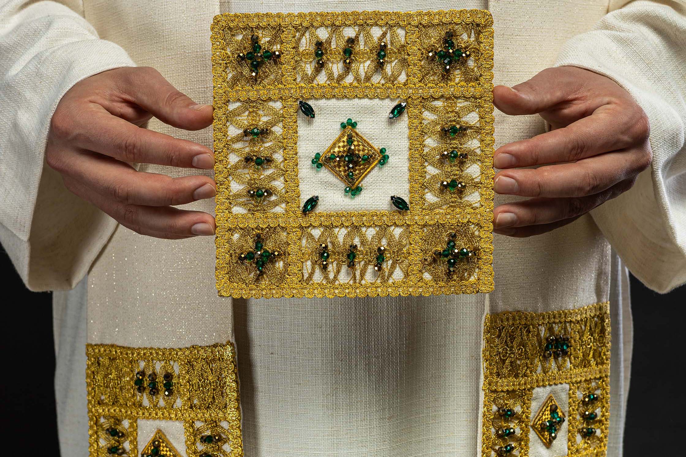 Paramenti giovanili – esistono e quando usarli? - PERILPRETE.IT