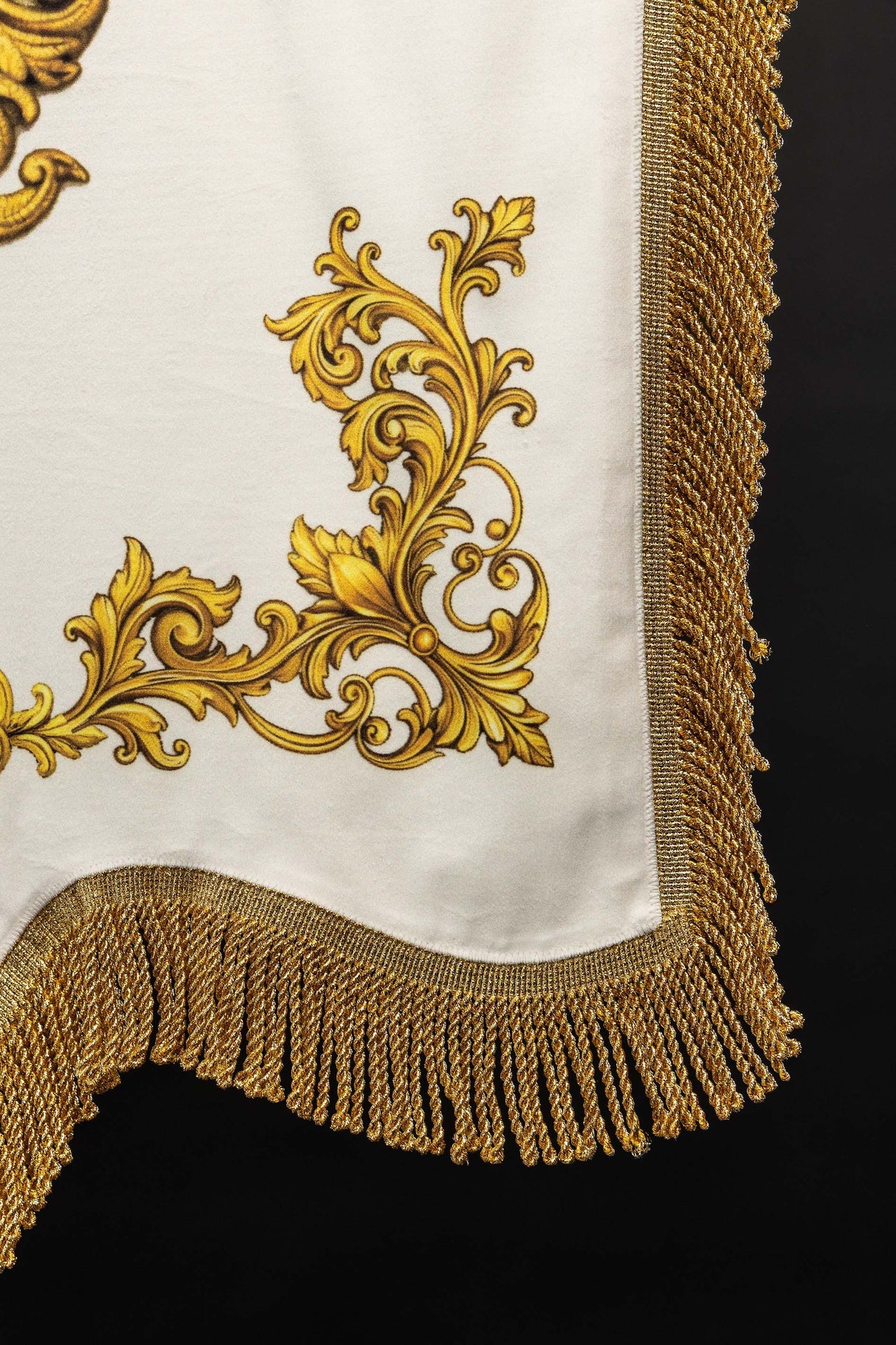Stendardo liturgico mariano stampato fronte-retro con il simbolo del Cuore e monogramma mariano