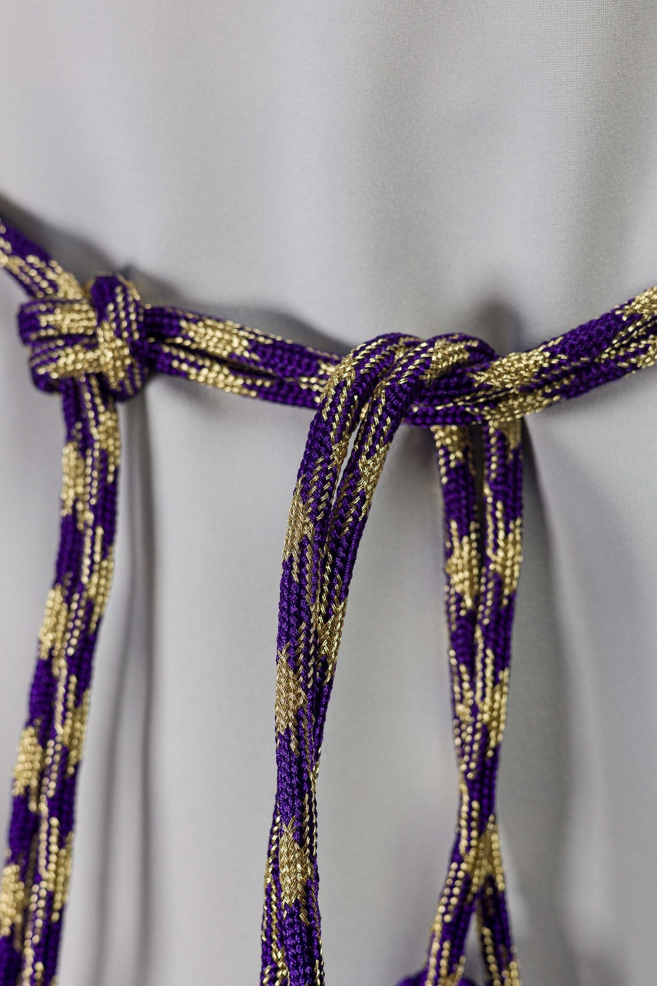 Cingolo liturgico viola e oro