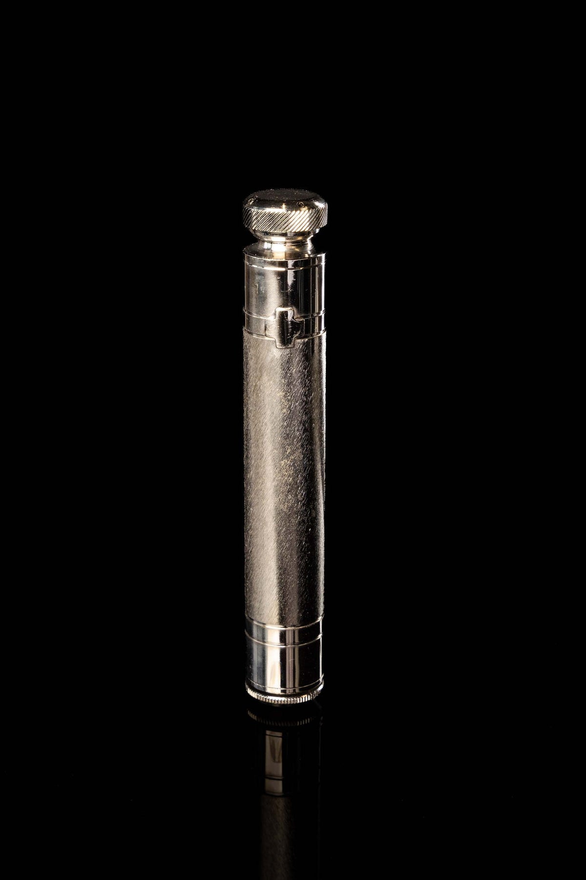 Aspersorio liturgico in metallo con custodia, 17 cm