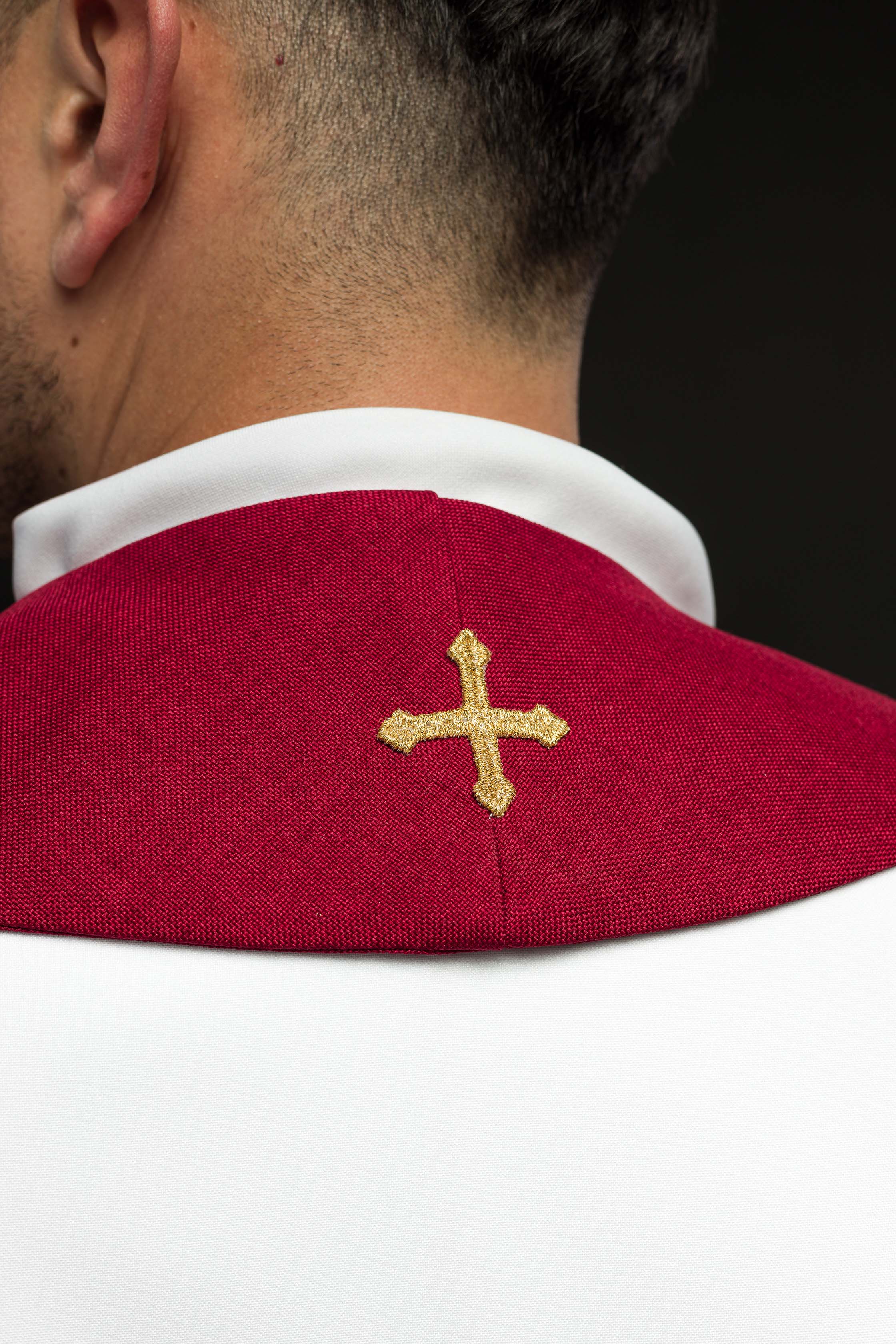 Stola liturgica rossa ricamata con simbolo IHS