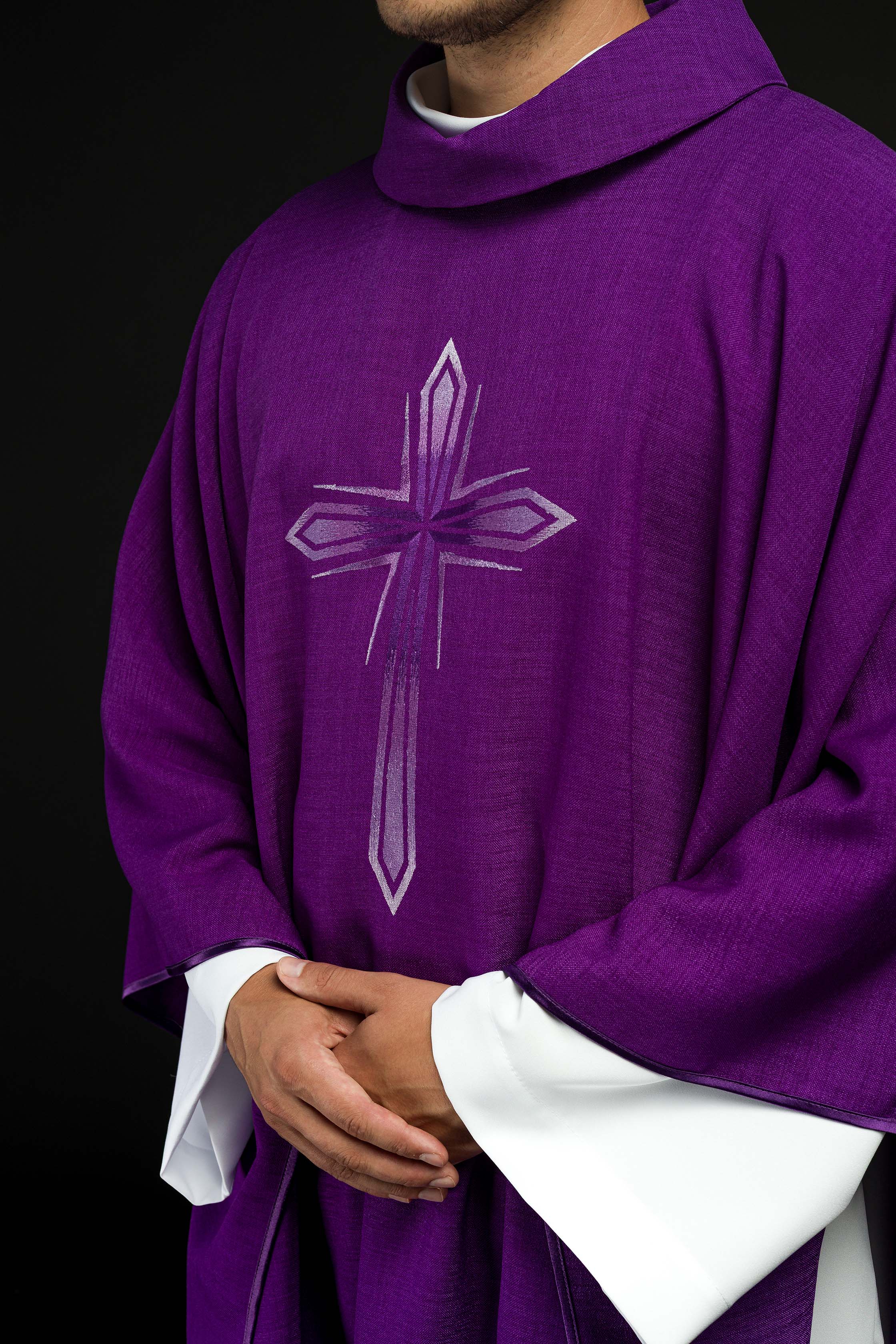 Casula Viola ricamo Croce