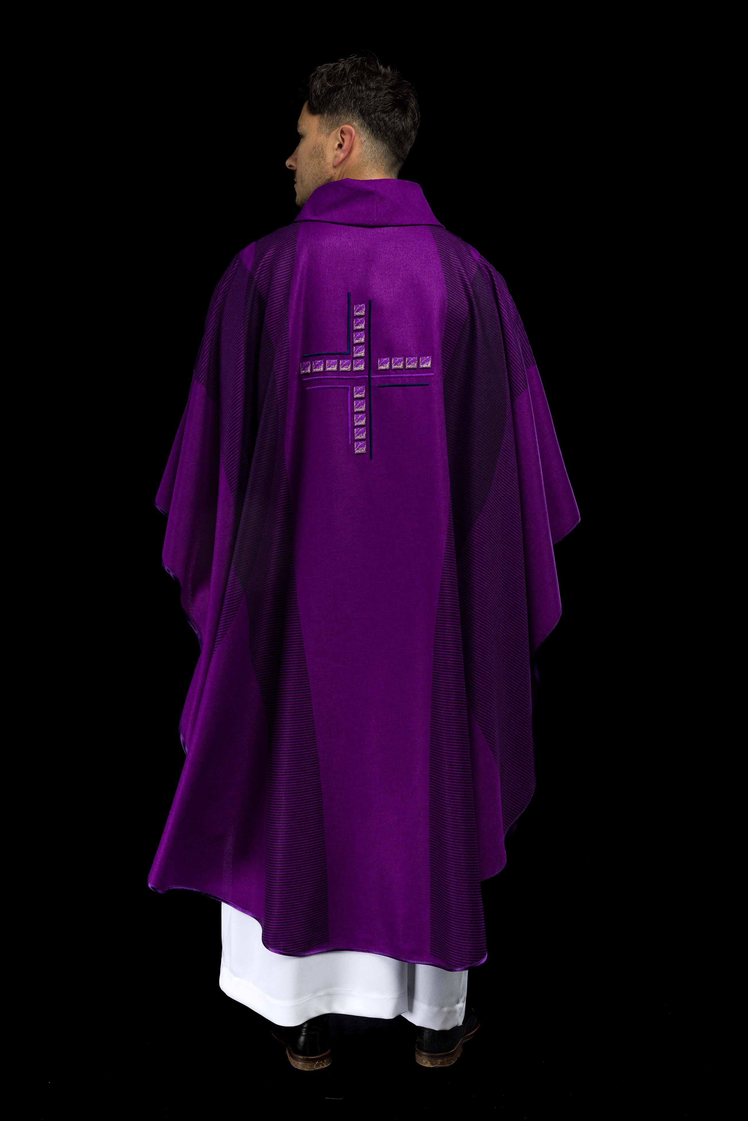 Casula Viola ricamo Croce