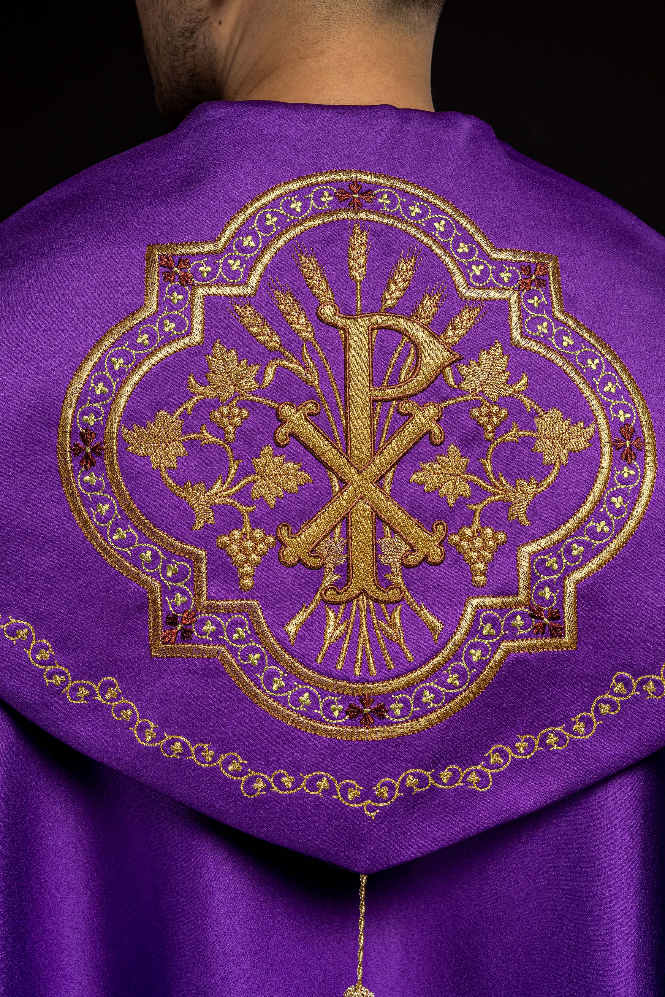 Kapa eucharystyczna monogram PX w kolorze fioletowym - ORNATY.PL