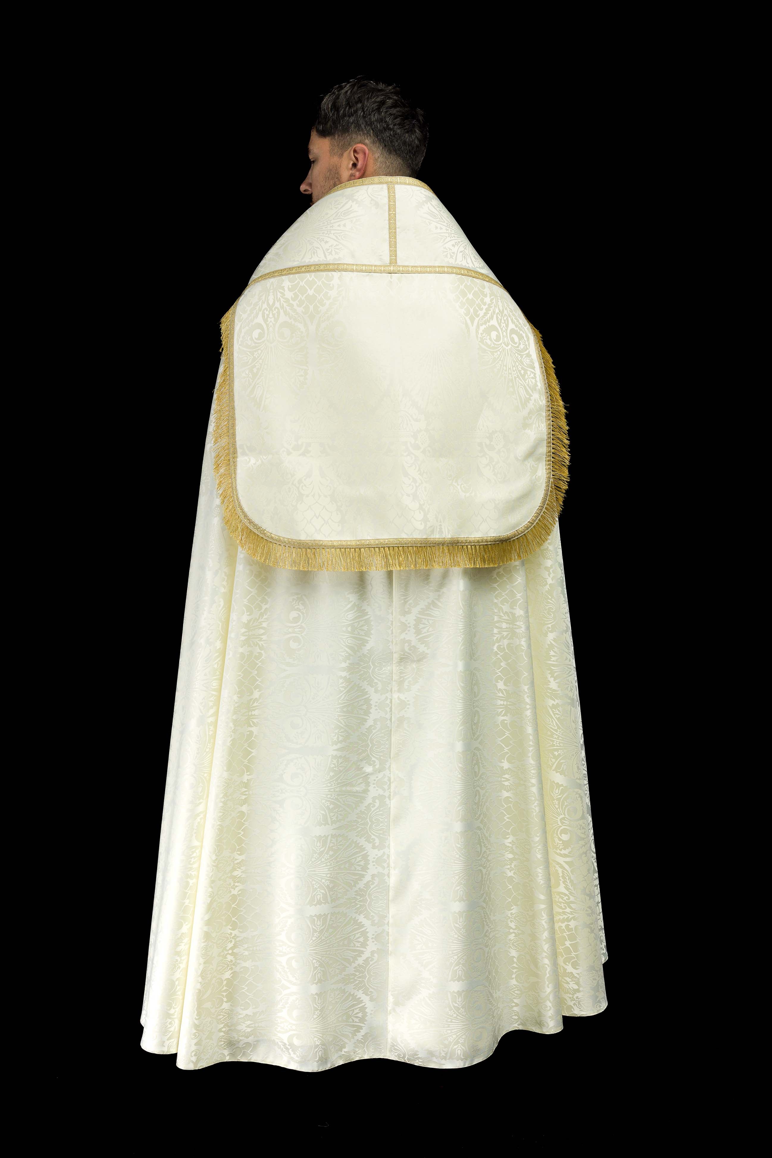 Piviale romana in jacquard liscia color ecru