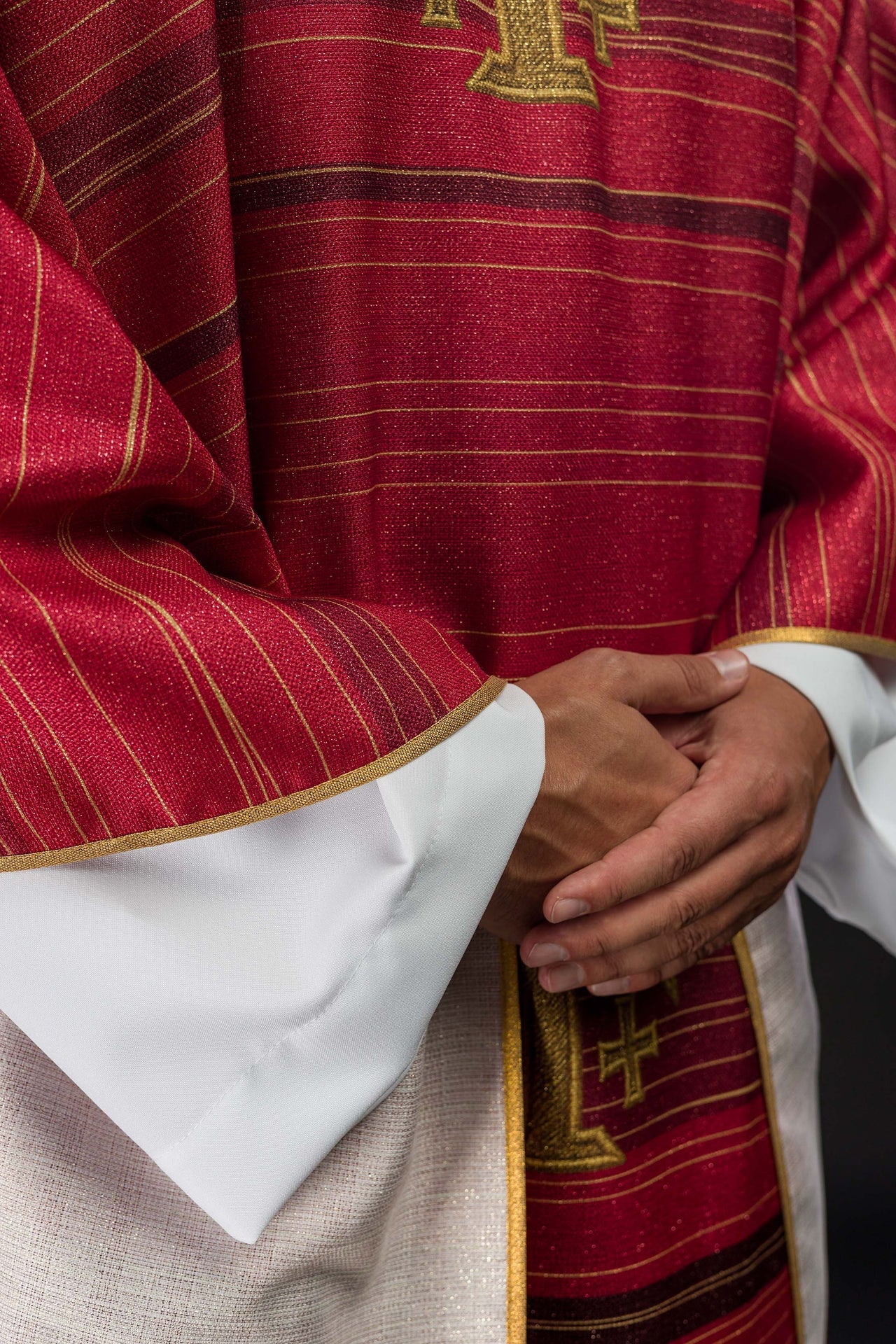 Casula stampata con la Croce di Gerusalemme – Rossa