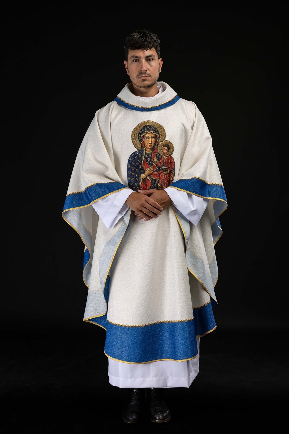 Casula stampata con l'immagine della Madonna di Częstochowa
