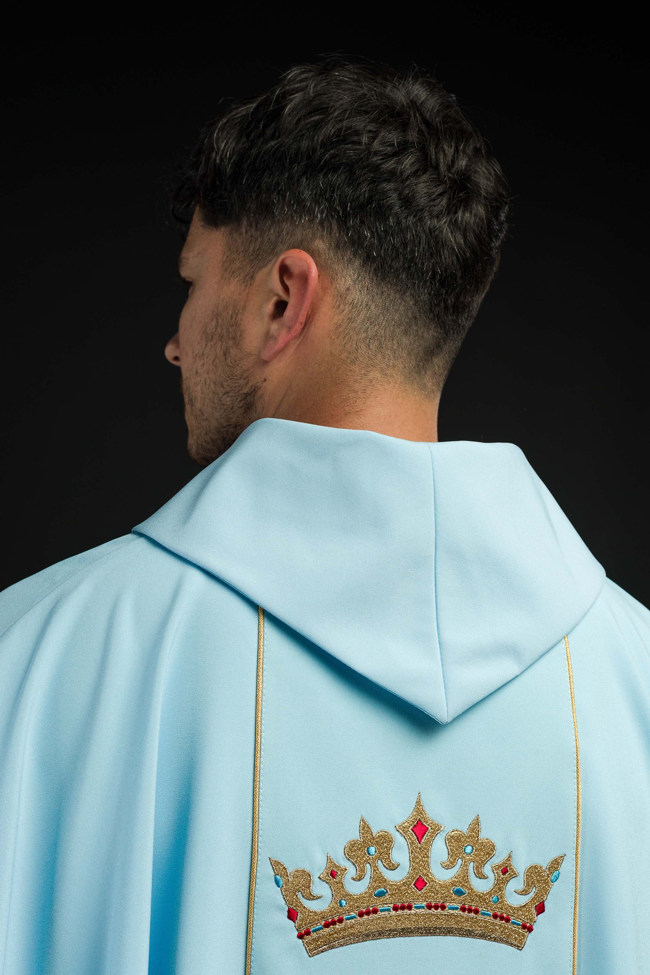 Casula liturgica mariana ricamata con corona blu