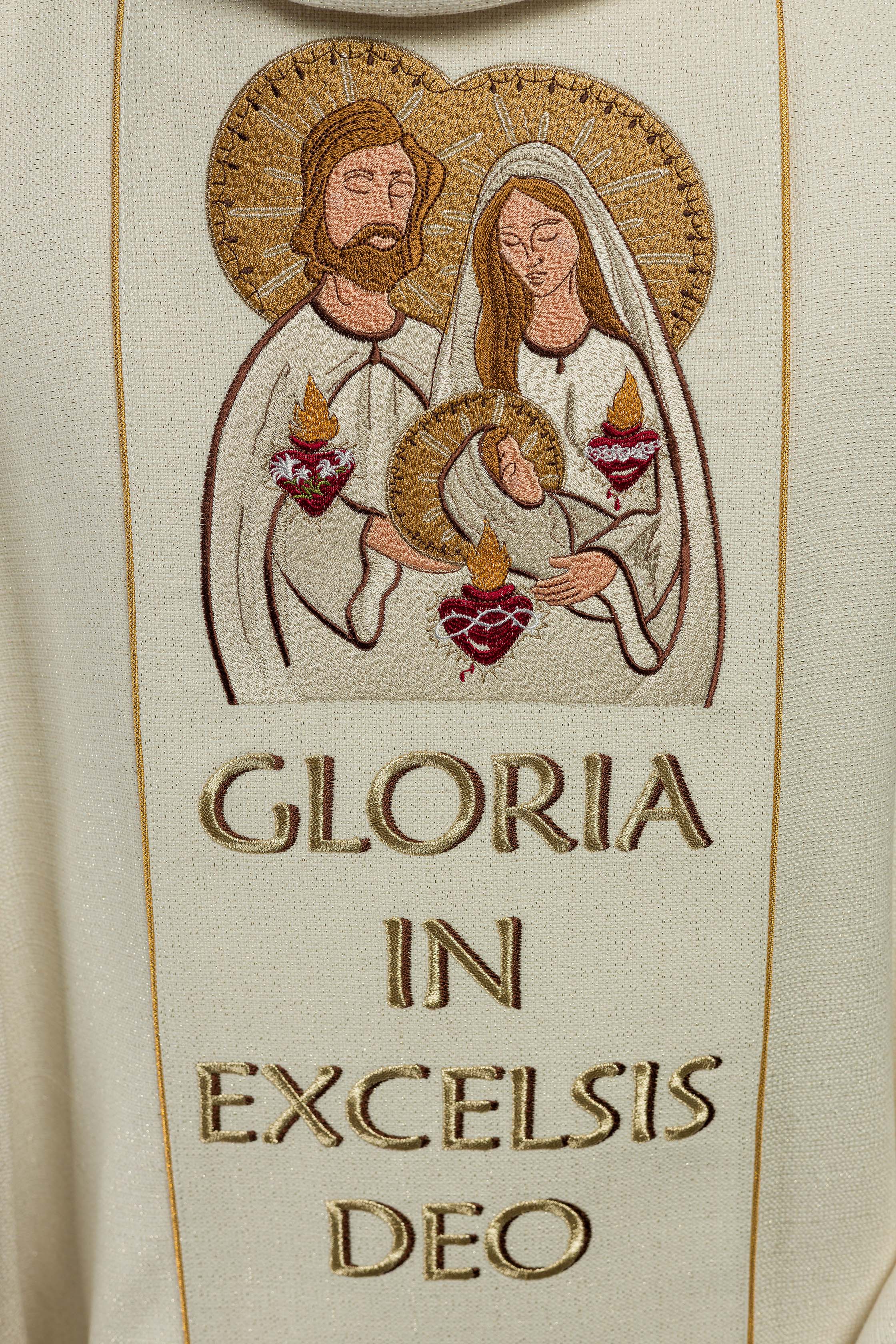 Casula natalizia ricamata con l'immagine della Sacra Famiglia