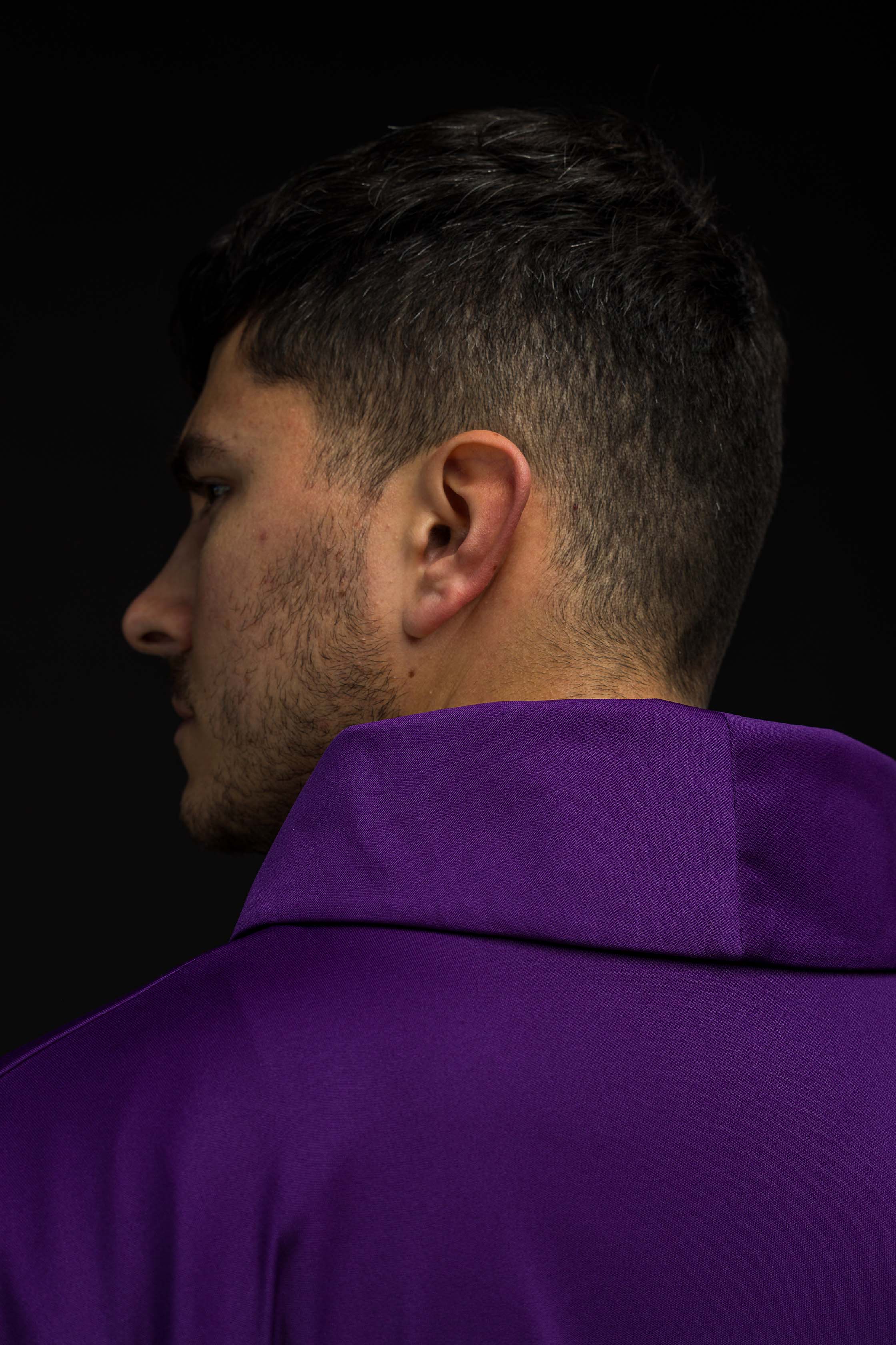 Casula ricamata con croce viola, maglia leggera SACROLITE