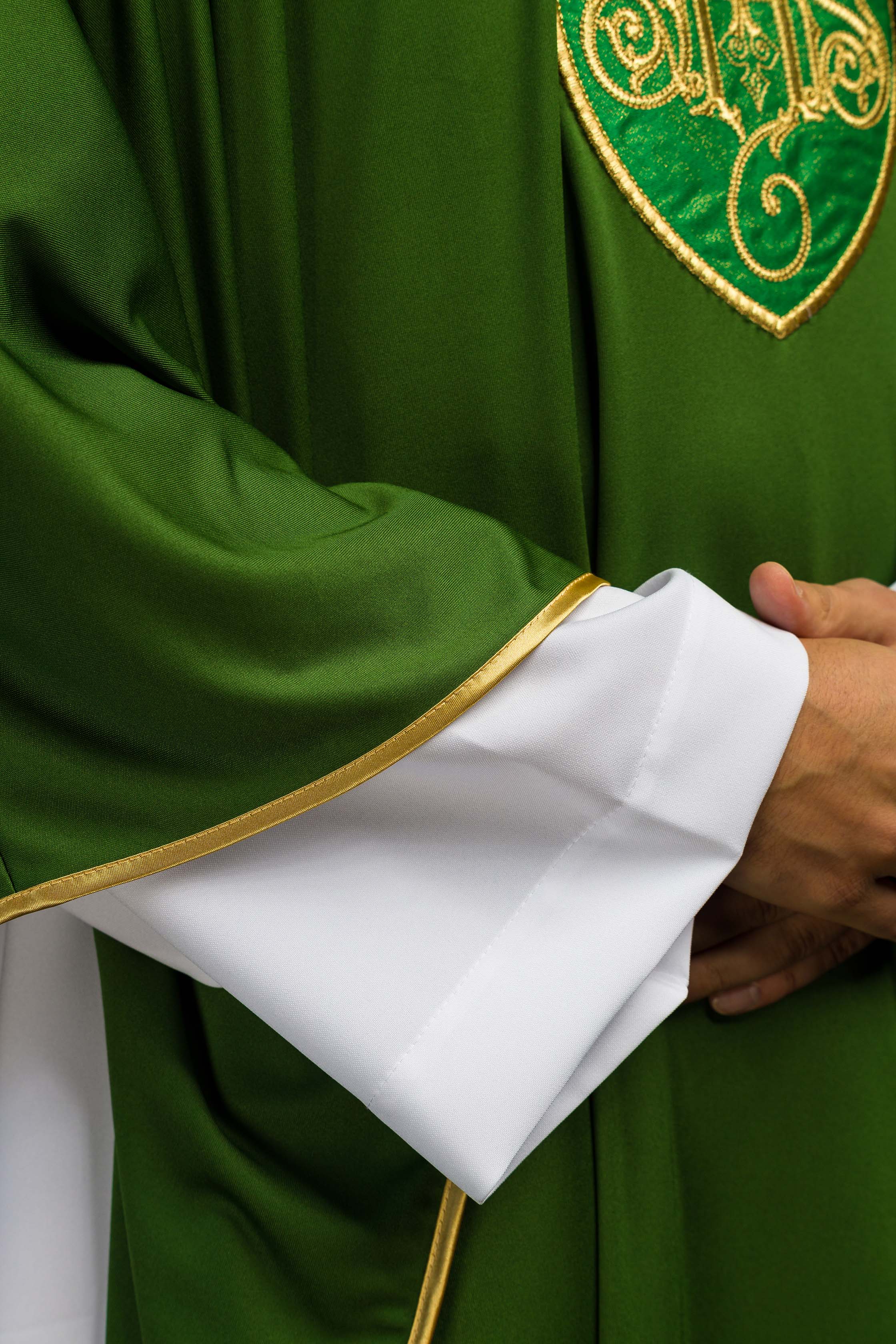 Casula ricamata IHS maglia leggera SACROLITE