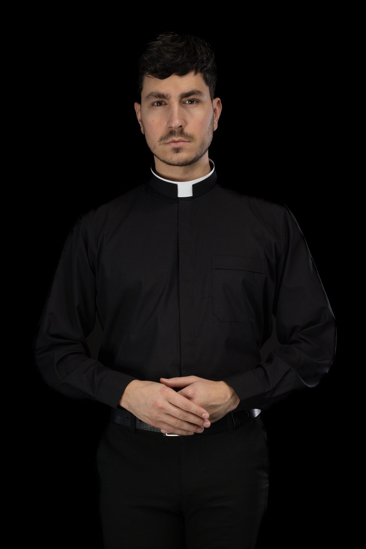 Camicia clergy romana nera a maniche lunghe con colletto romano