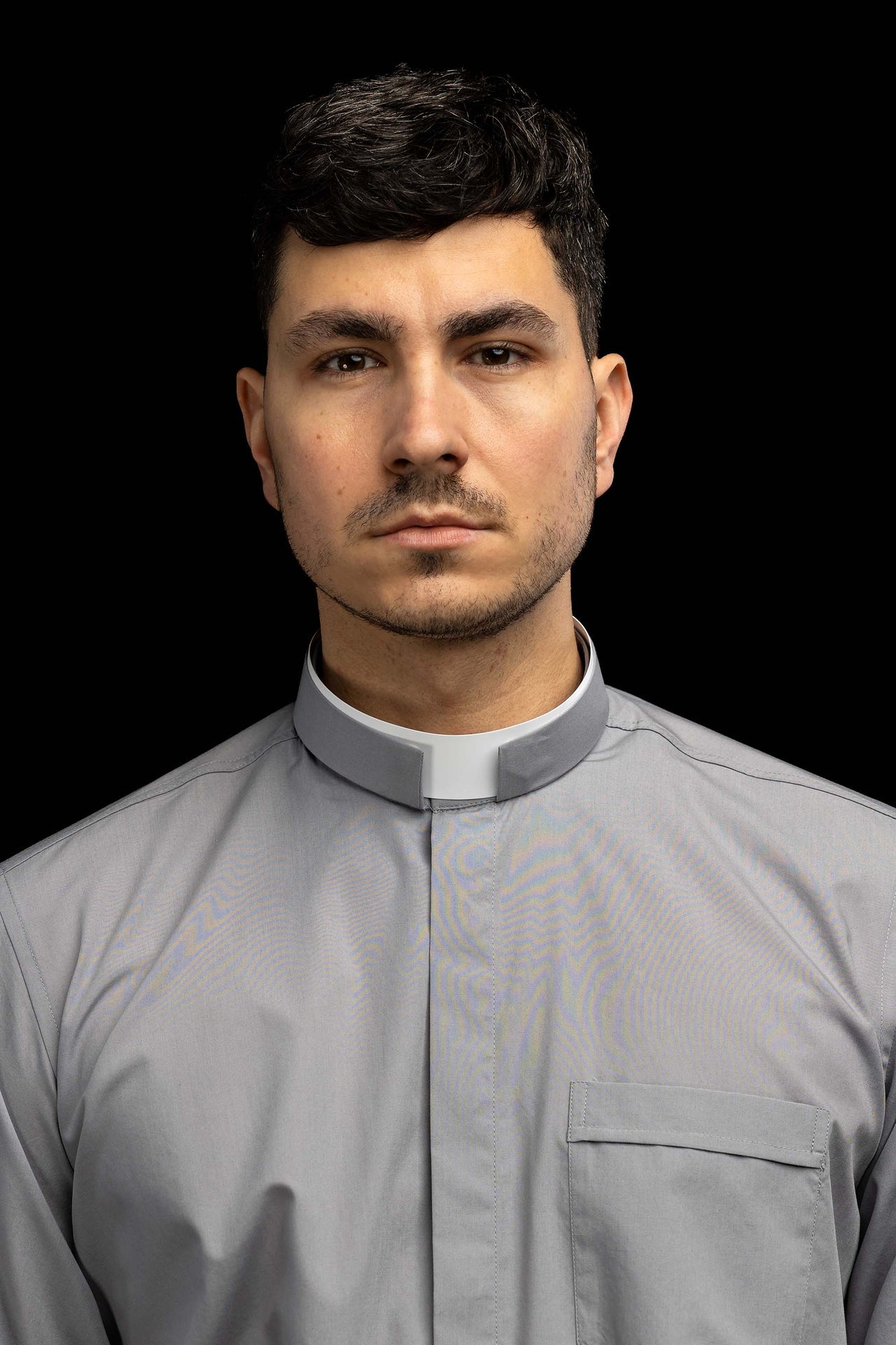 Camicia clergy romana grigio chiaro a maniche lunghe con colletto romano