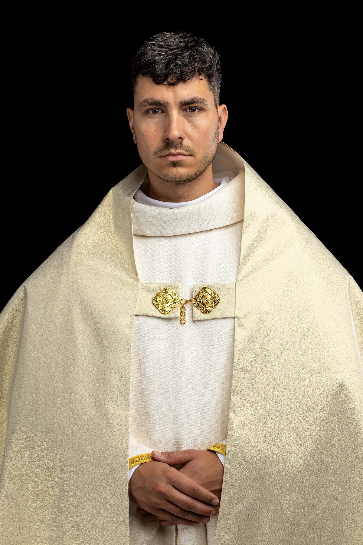 Velo omerale dorato con simbolo del Sacro Cuore di Gesù ricamato