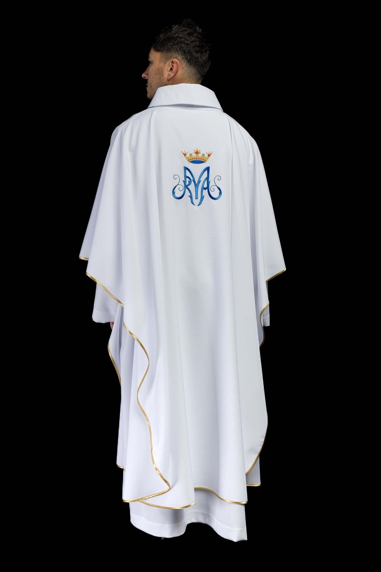 Biały ornat liturgiczny maryjny