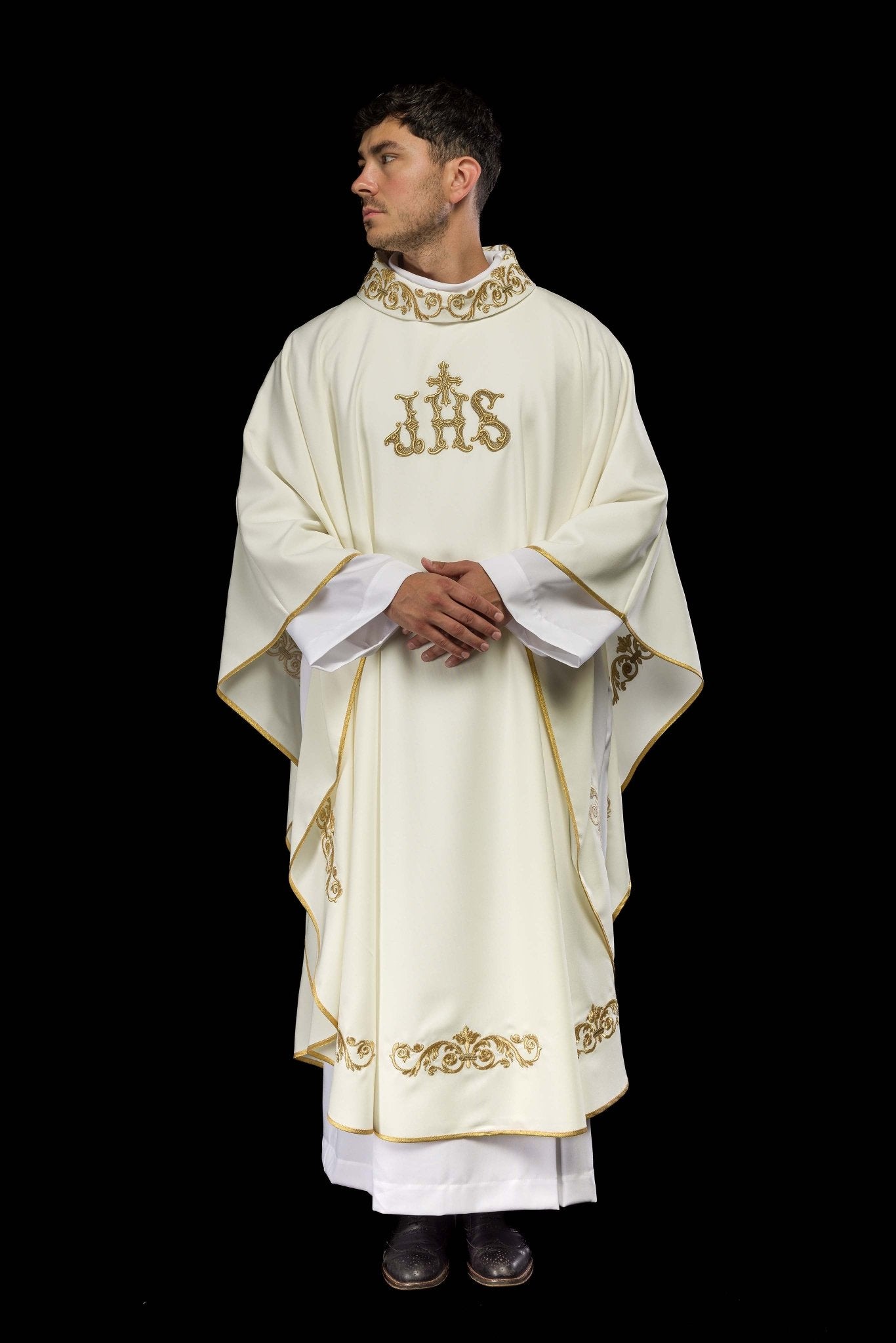 Casula con decorazioni e motivo IHS KOR/157/05/01 ECRU - PERILPRETE.IT