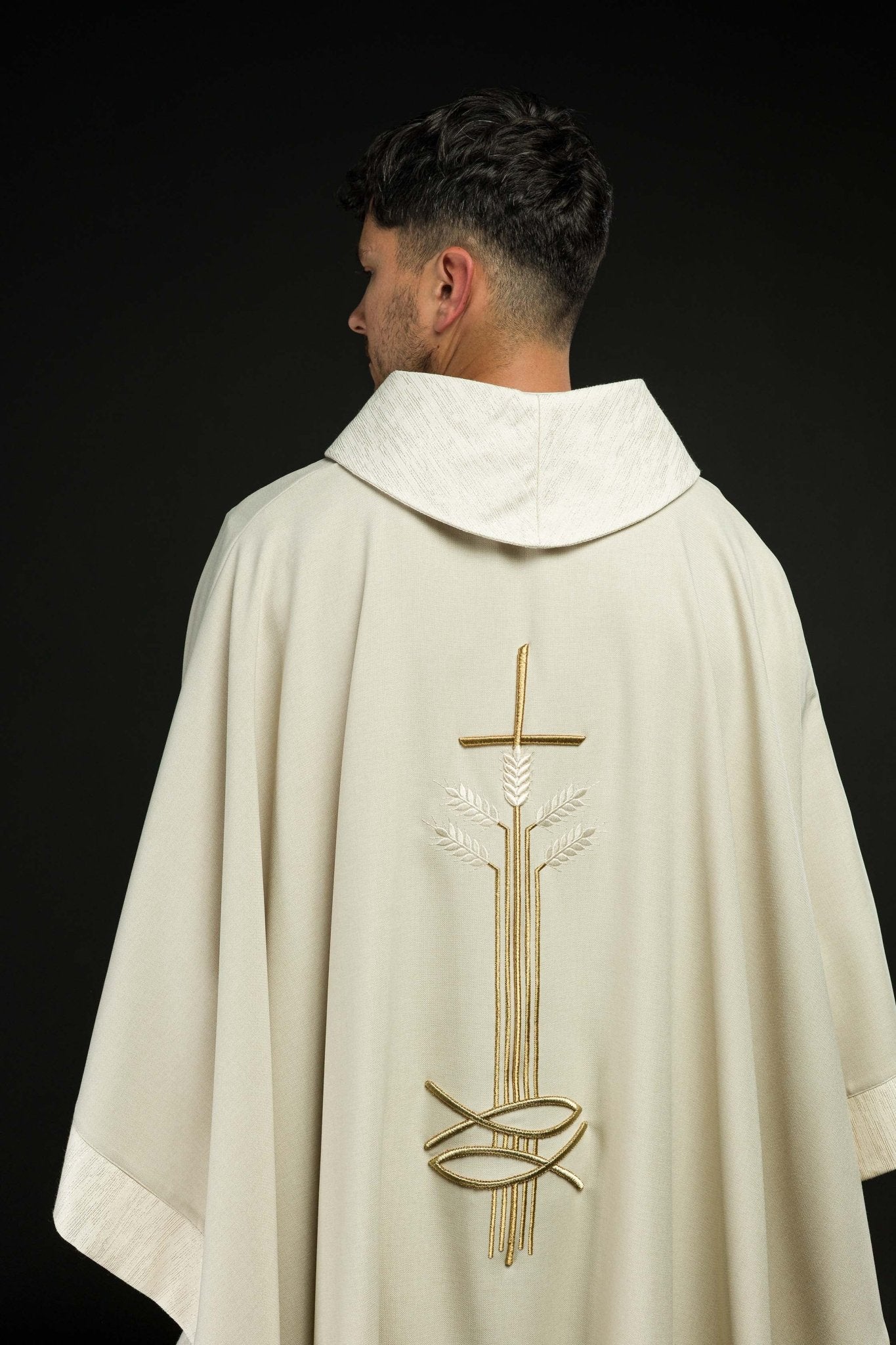 Casula con motivo di croce, orecchie e pesce S-7063-05-70 - PERILPRETE.IT