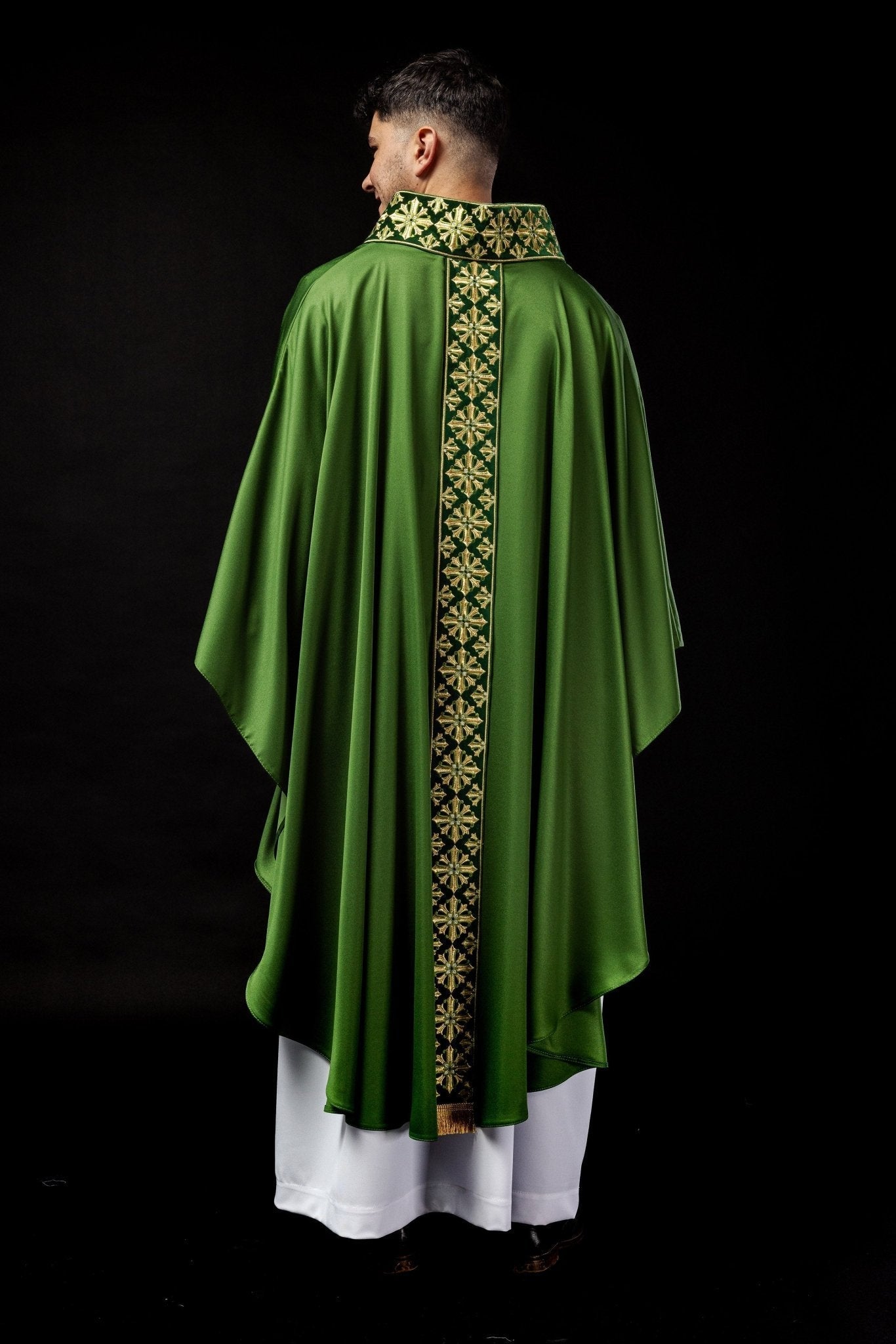 Casula con ricamo lucido in colore verde LE/7026/01 - PERILPRETE.IT