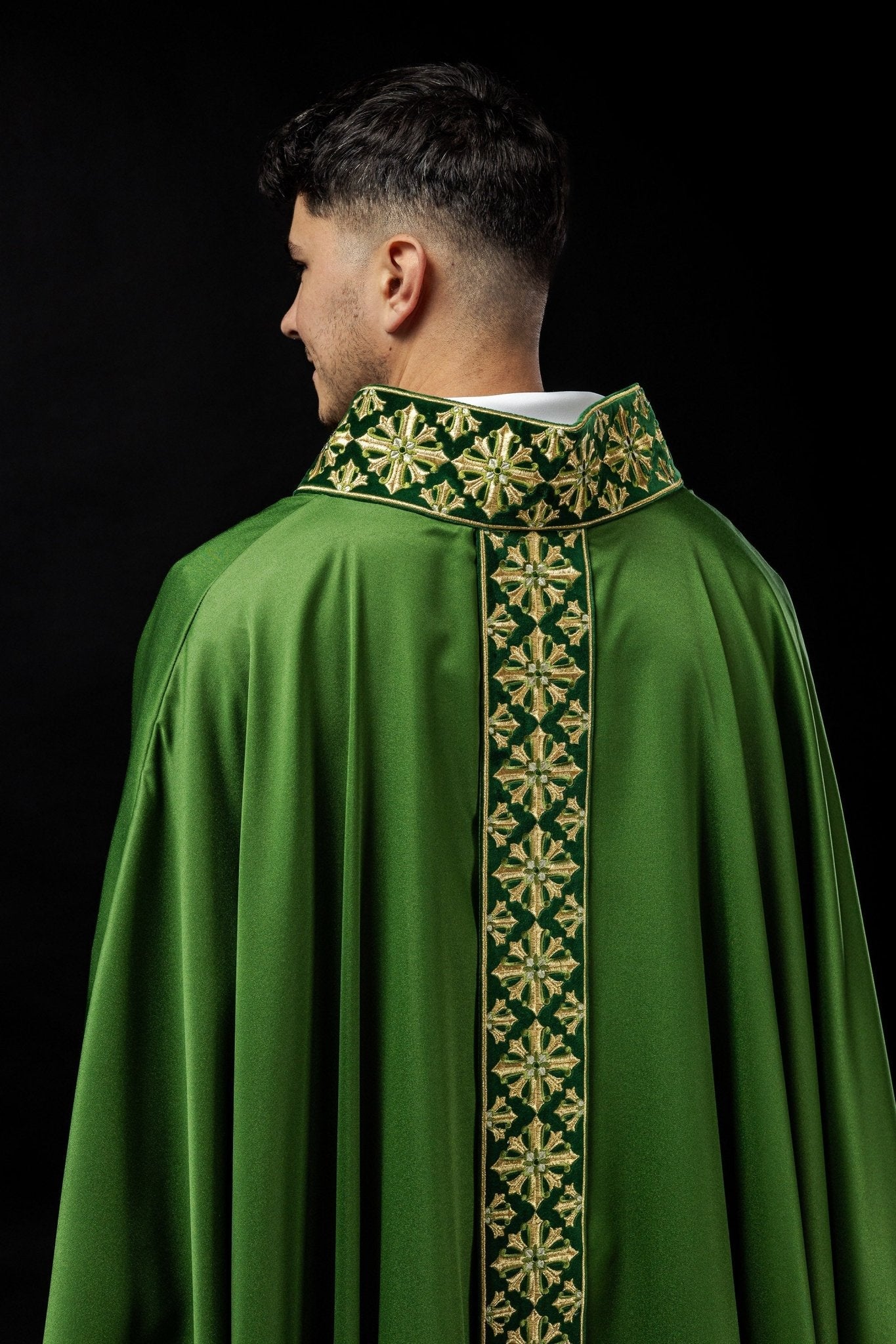 Casula con ricamo lucido in colore verde LE/7026/01 - PERILPRETE.IT