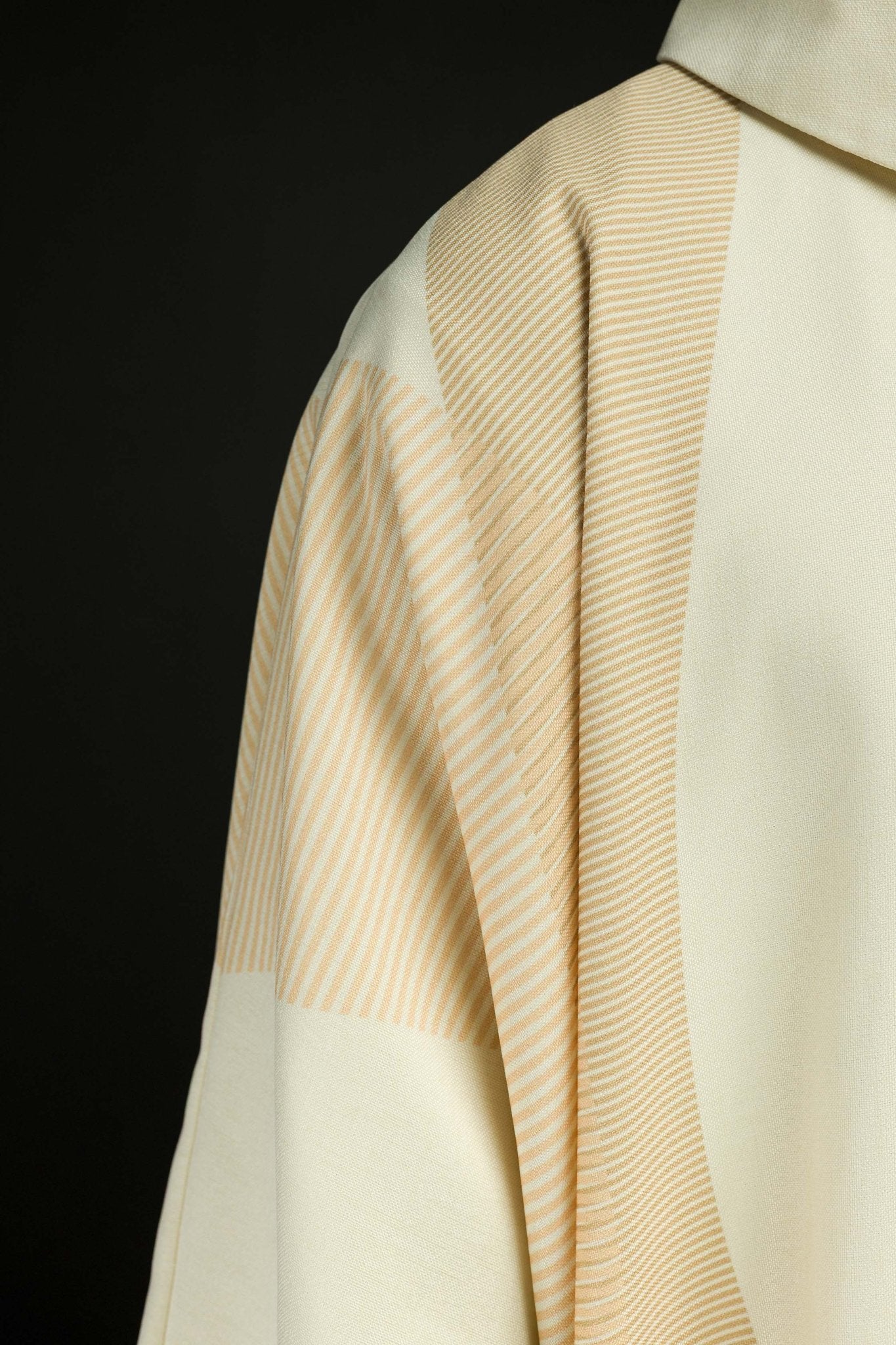 Casula Écru con Croce ricamata HA7036-05 ECRU - PERILPRETE.IT