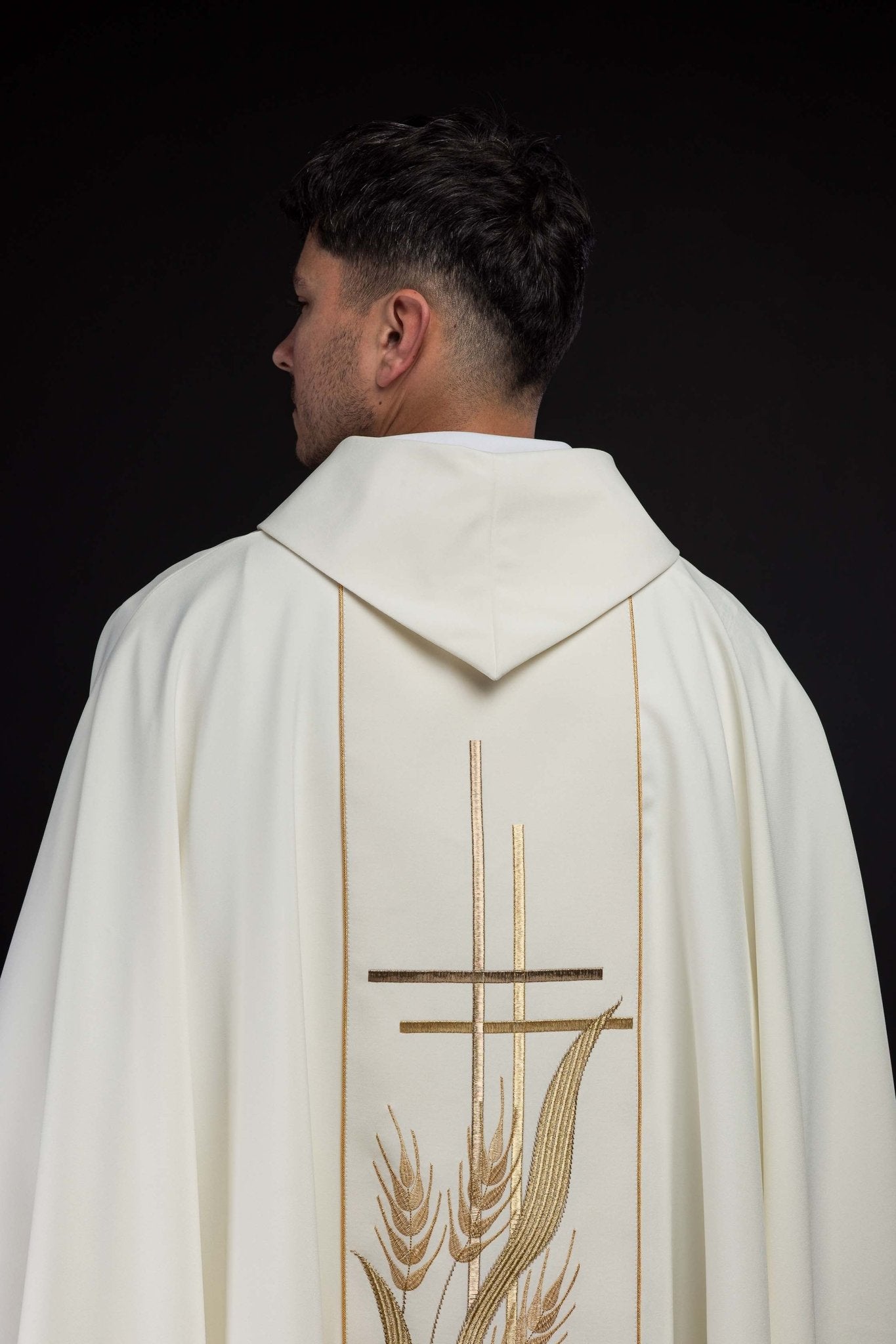 Casula ricamata con motivi di croce e spighe écru KOR/114/05/01 ECRU - PERILPRETE.IT