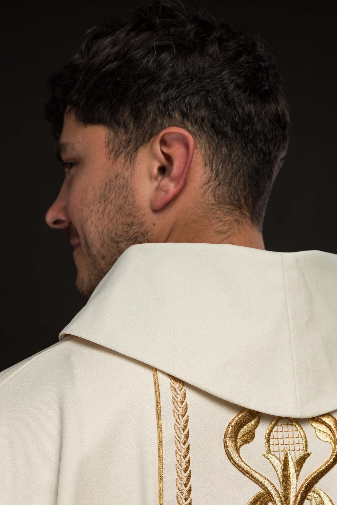 Casula ricamata Croce ecru KOR/267/05/53 - PERILPRETE.IT