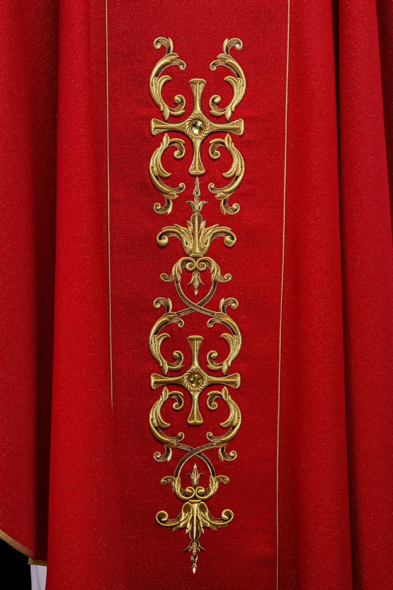 Casula riccamente ricamata con l’immagine di San Floriano KOW2/037/02/71 - PERILPRETE.IT