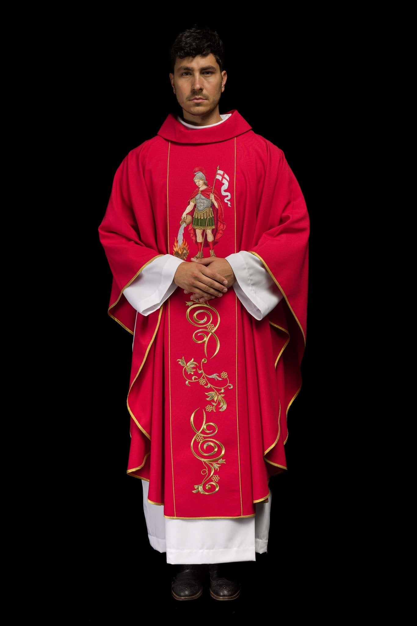 Casula riccamente ricamata con l'immagine di San Floriano KOW2/036/02/01 - PERILPRETE.IT