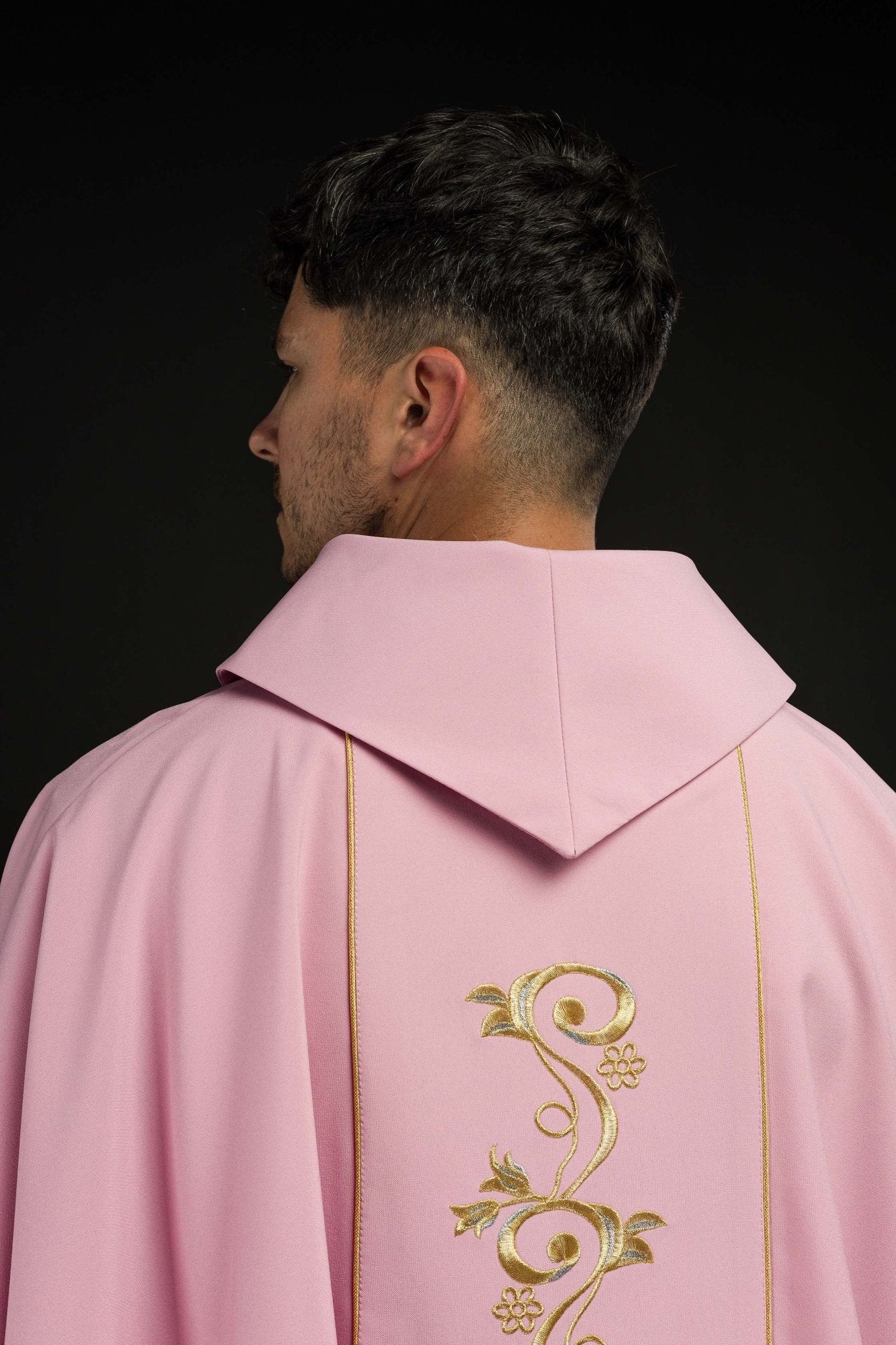 Casula Rosa ricamata IHS KOR/031/08/01 RÓŻ - PERILPRETE.IT