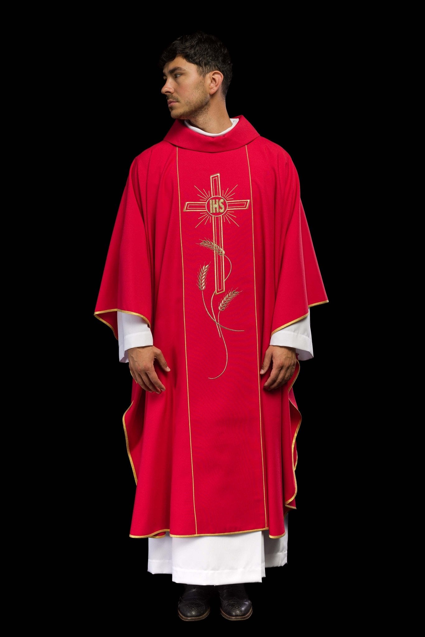 Casula Rossa con ricamo dorato Croce e IHS KOR/074/02/01 CZERWONY - PERILPRETE.IT