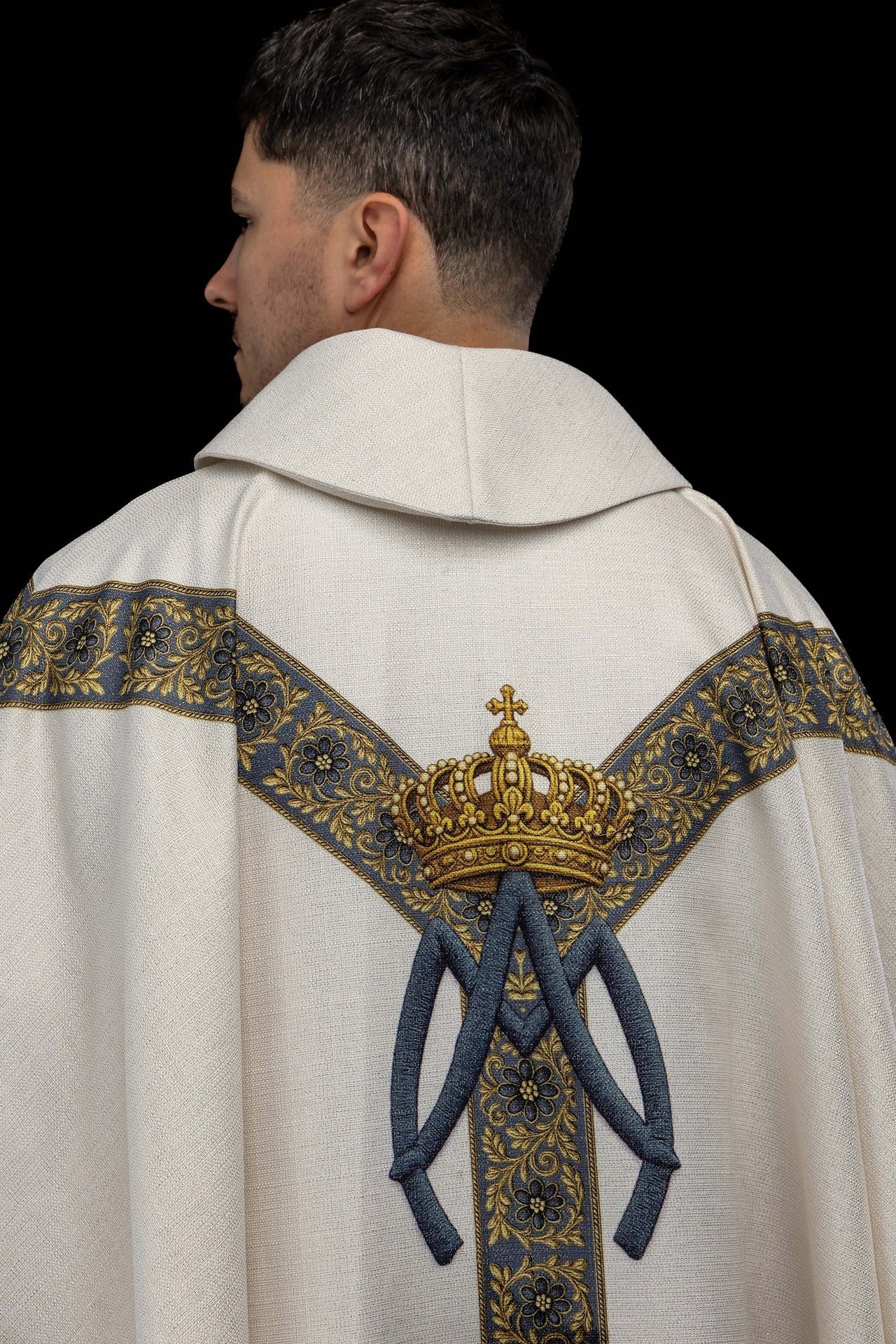 Casula stampata con l’immagine della Madonna Assunta KOD/7008/05/40 - PERILPRETE.IT