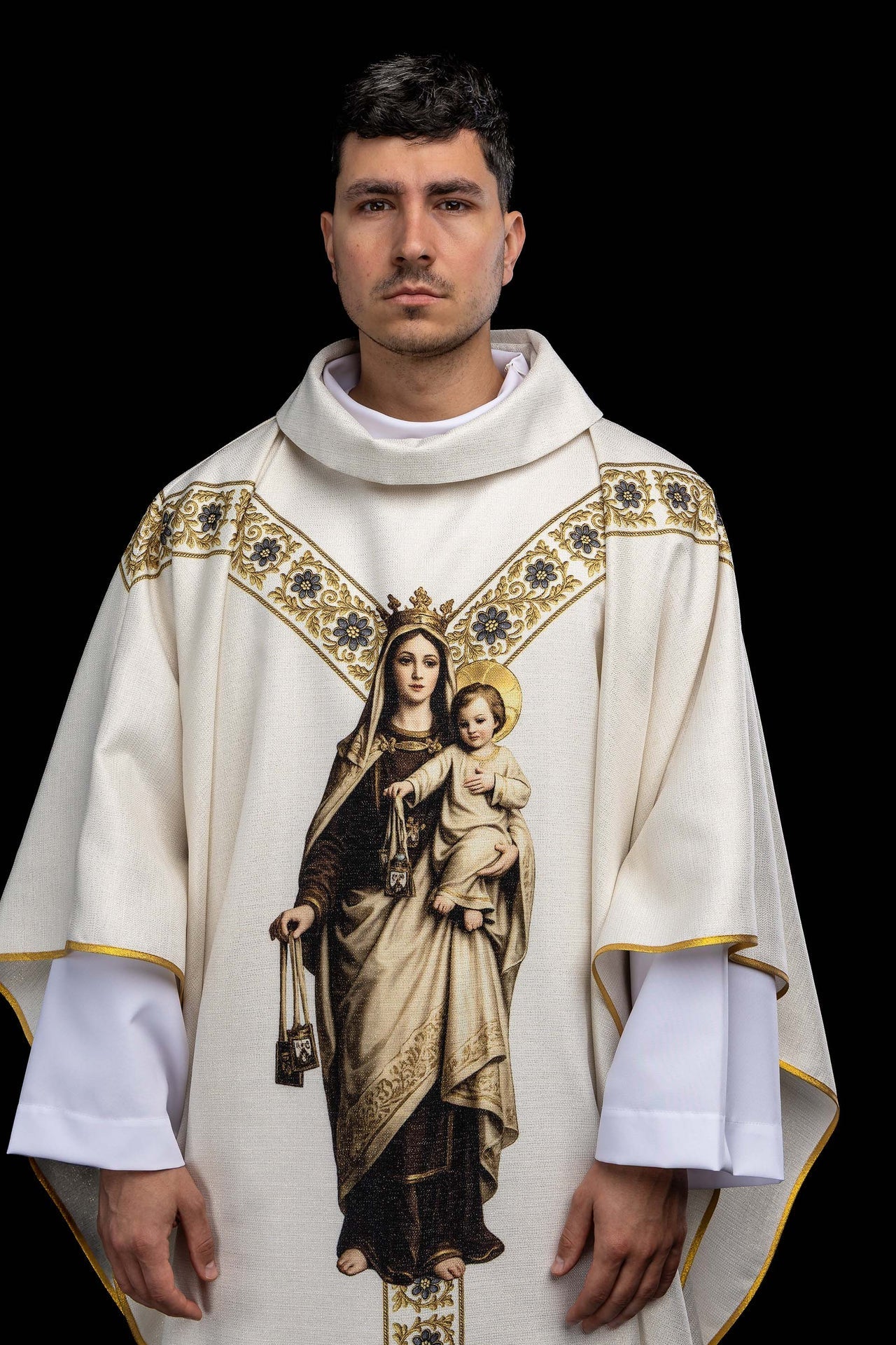 Casula stampata con l’immagine della Madonna del Carmine KOD/7004/05/40 - PERILPRETE.IT