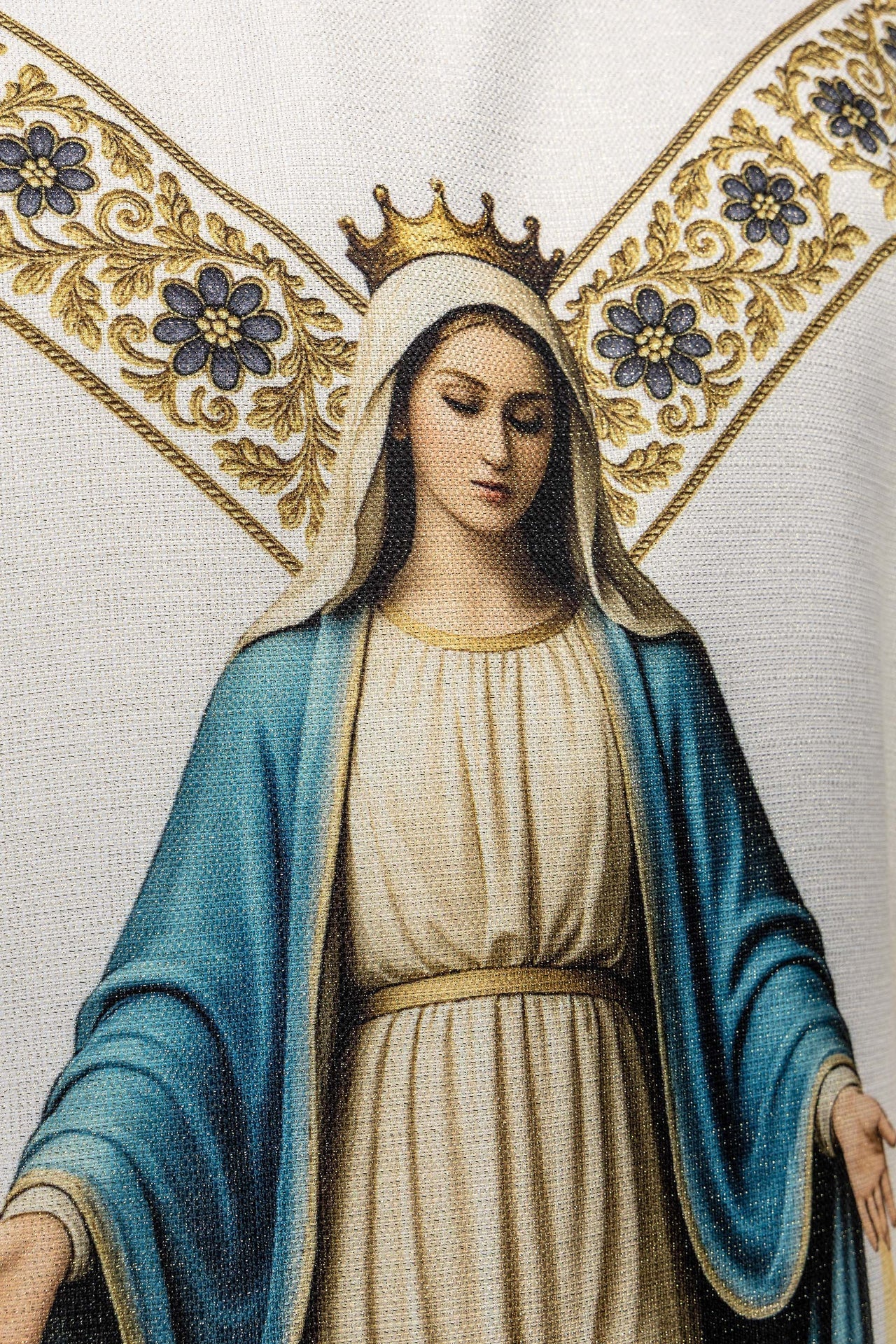 Casula stampata con l’immagine della Madonna Immacolata KOD/7007/05/40 - PERILPRETE.IT