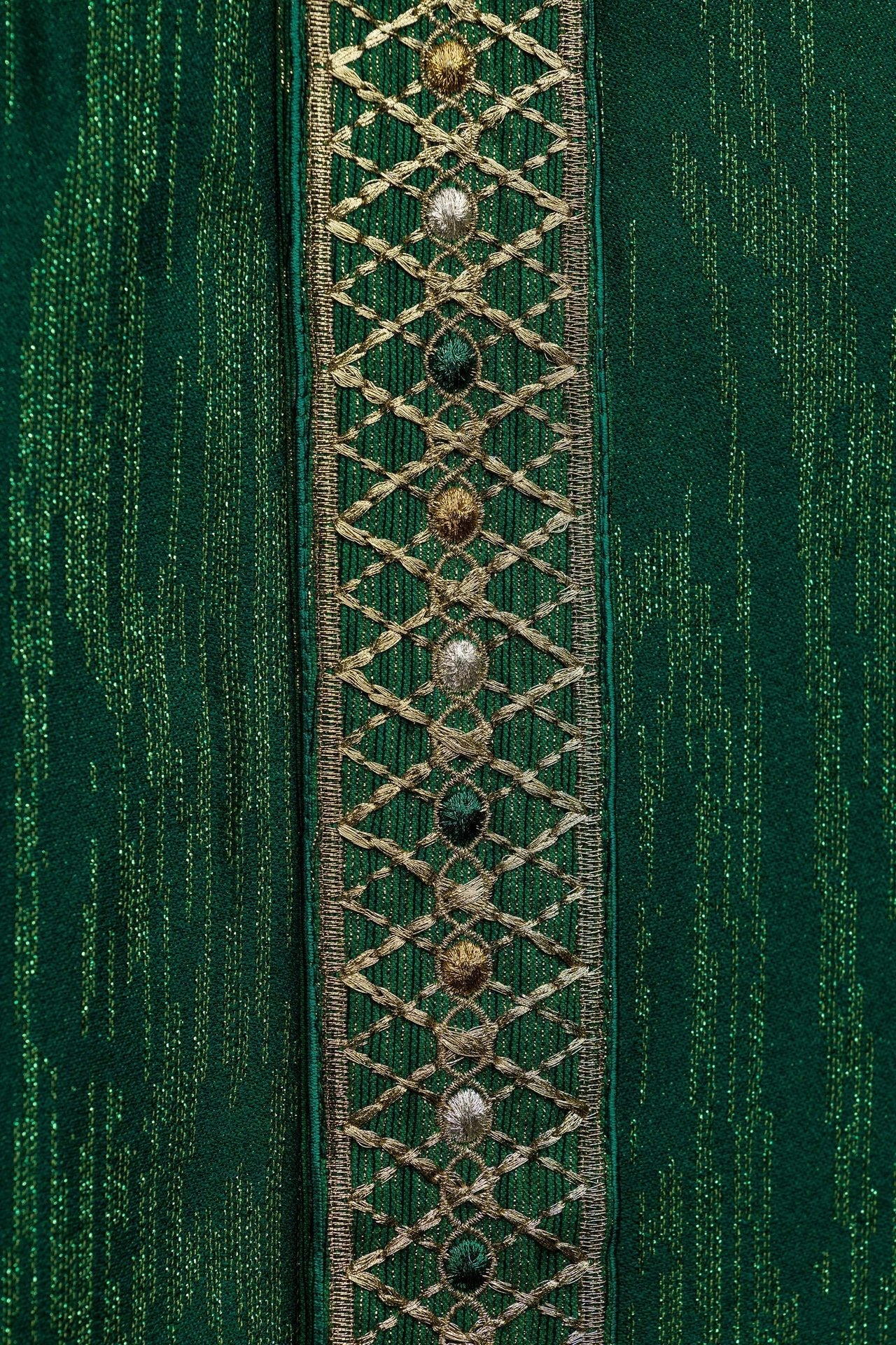 Casula verde con fascia e colletto ricamati LE/7033/01 - PERILPRETE.IT