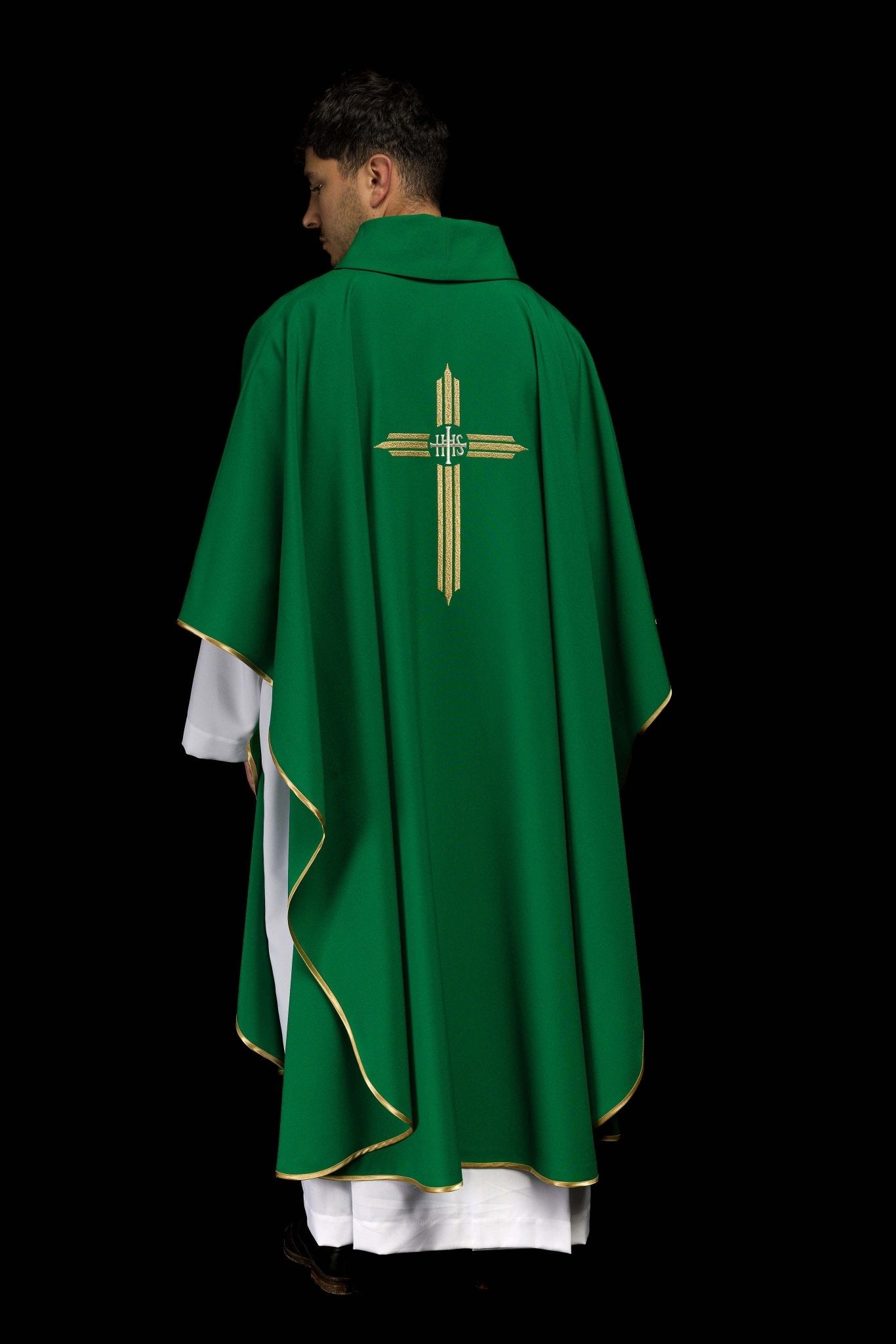 Casula Verde ricamata con Croce e IHS KOR/017/01/12 ZIELONY - PERILPRETE.IT