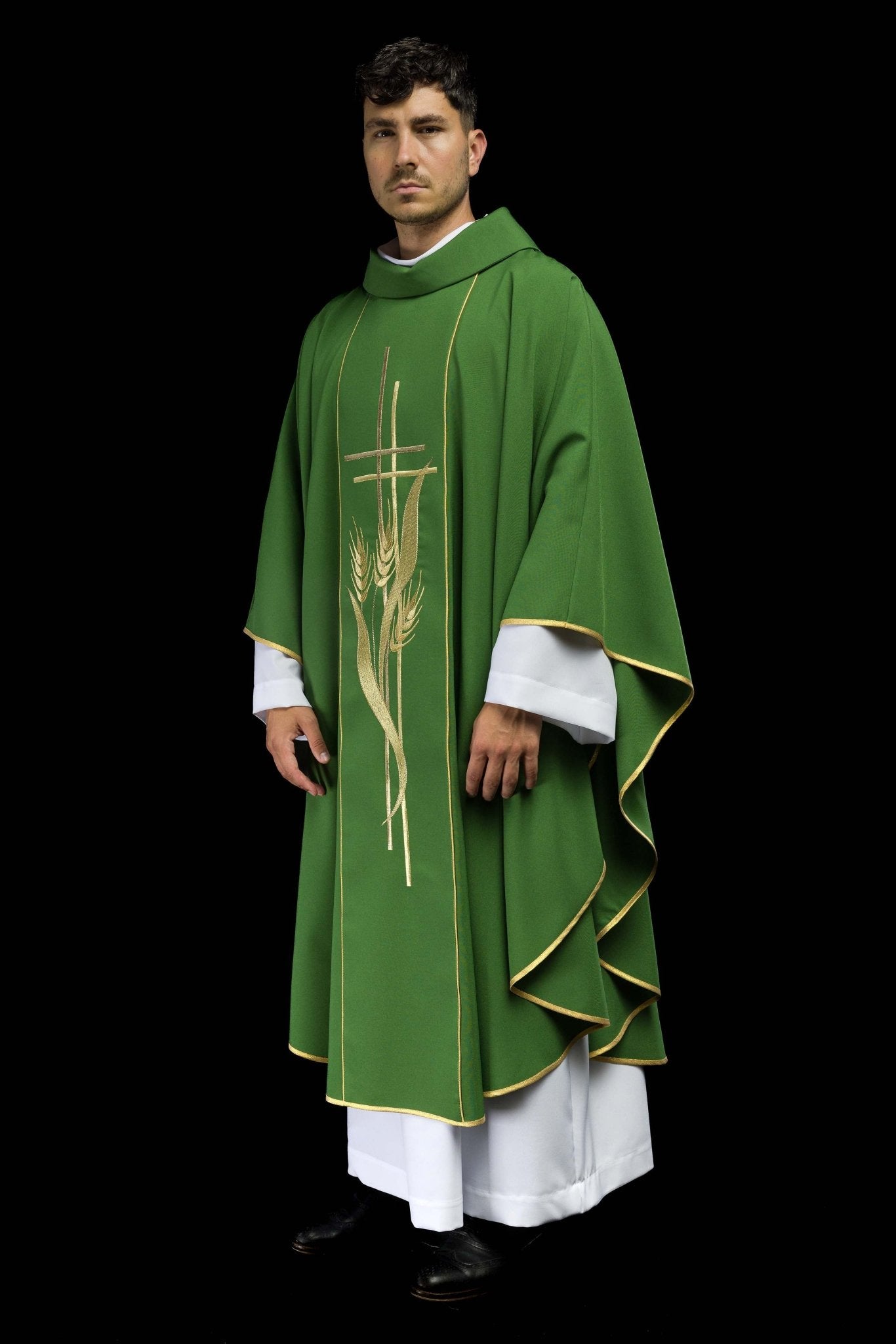 Casula Verde ricamato con motivi di Croce e Spighe KOR/114/01/01 ZIELONY - PERILPRETE.IT