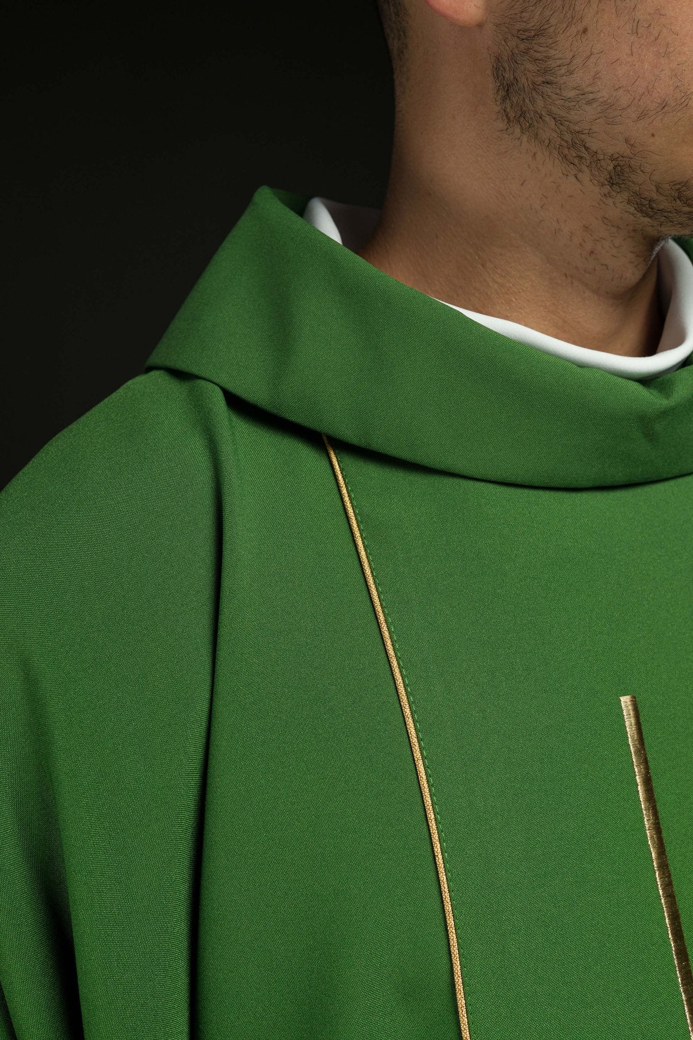 Casula Verde ricamato con motivi di Croce e Spighe KOR/114/01/01 ZIELONY - PERILPRETE.IT