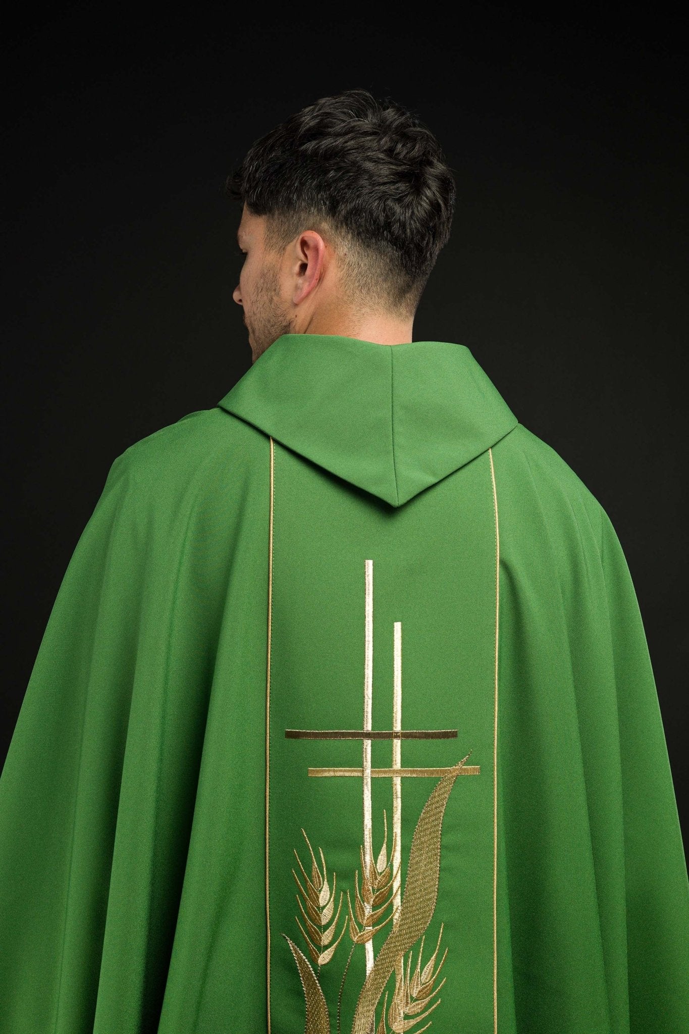 Casula Verde ricamato con motivi di Croce e Spighe KOR/114/01/01 ZIELONY - PERILPRETE.IT