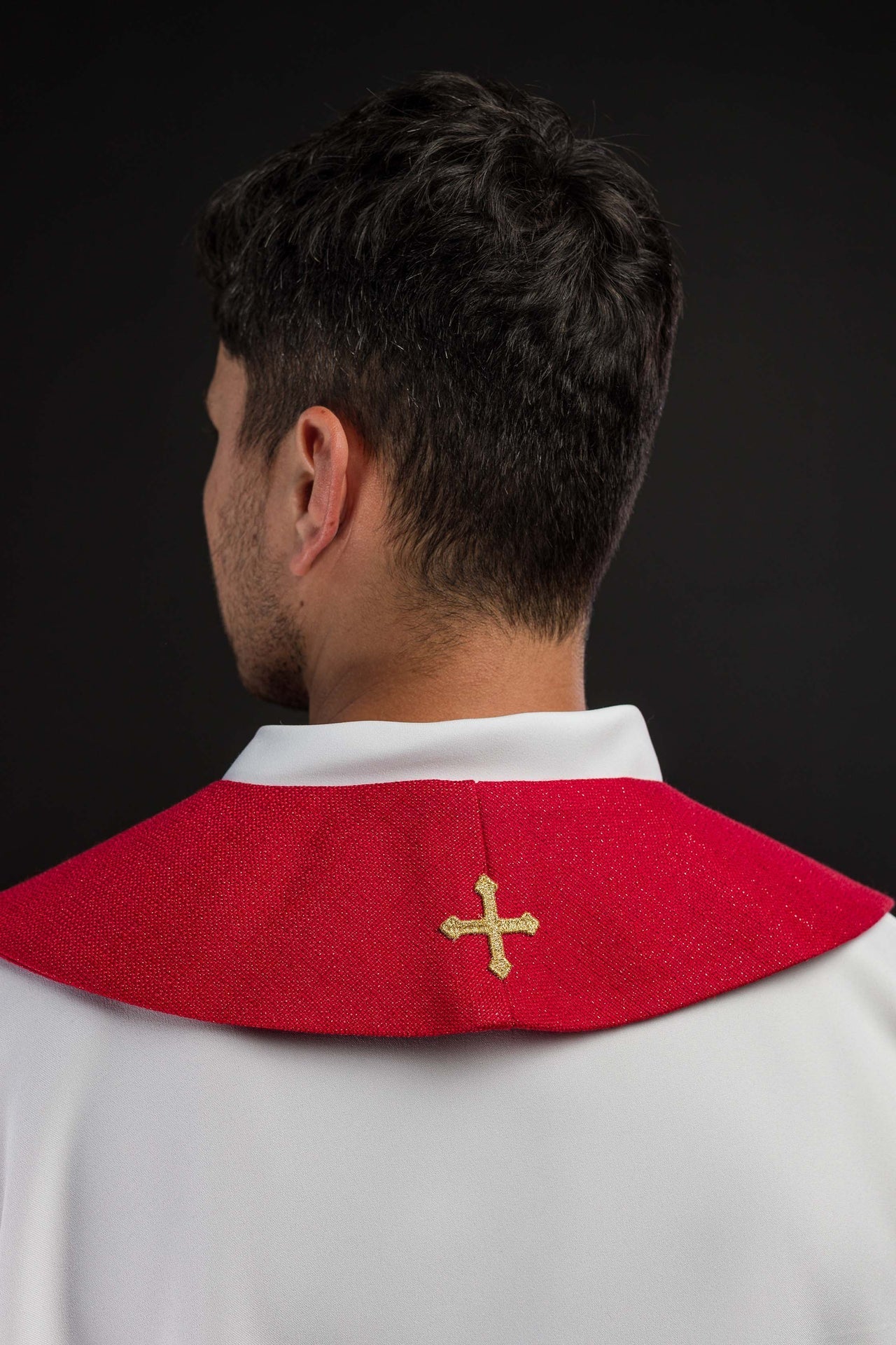 Casula verde riccamente ricamata decorata con pietre KSW2/008/02/71 - PERILPRETE.IT