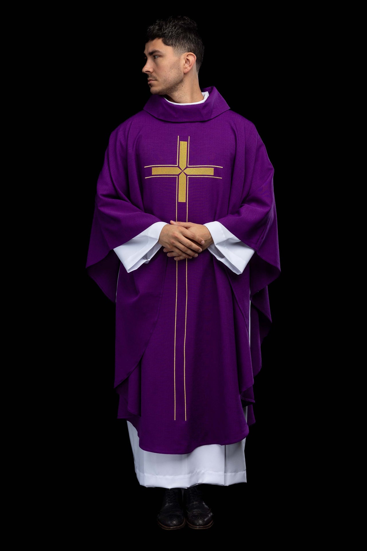 Casula viola con motivo di croce ricamato LE/7019/03 - PERILPRETE.IT